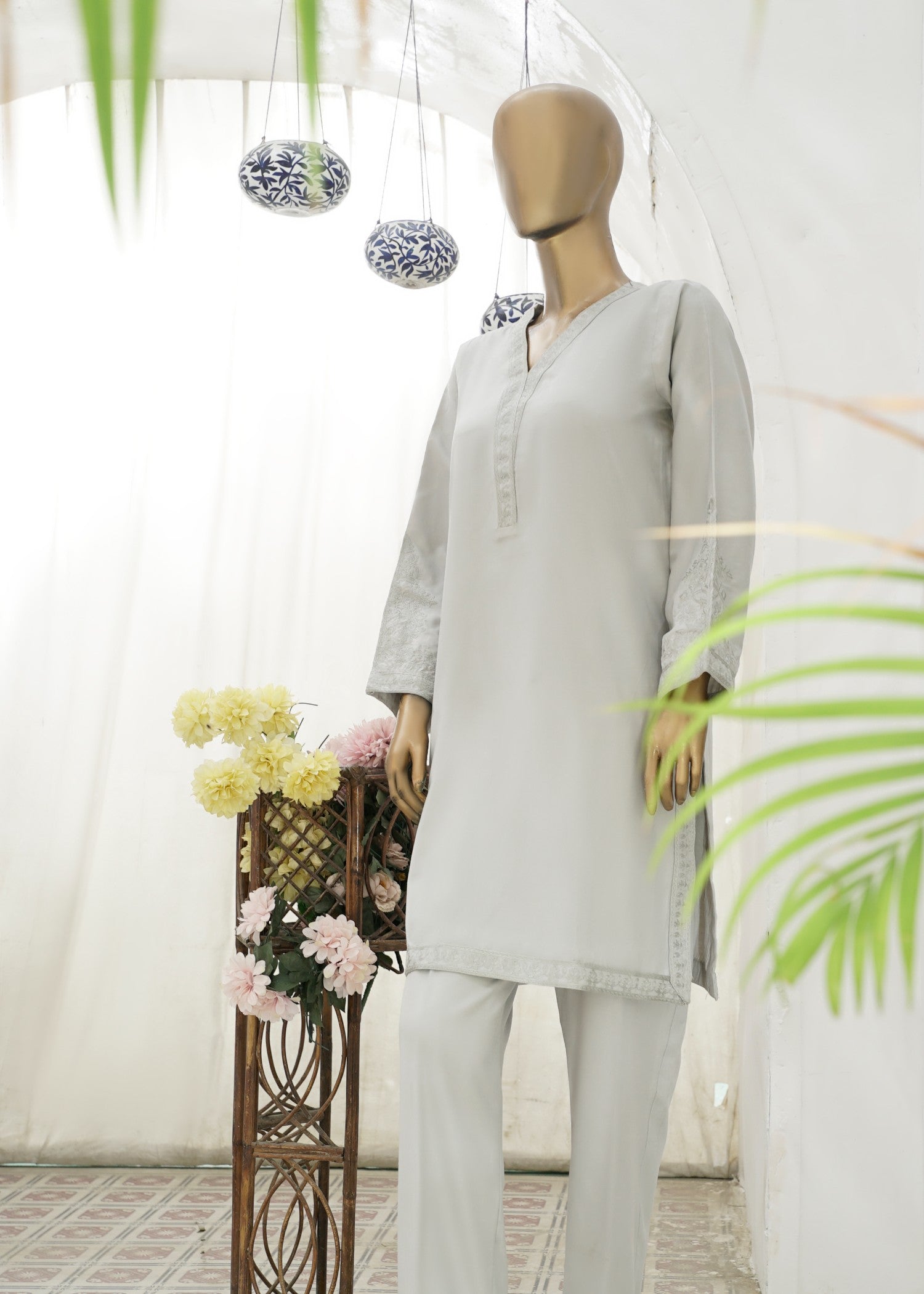 poly viscose Kurta Set in Light grey