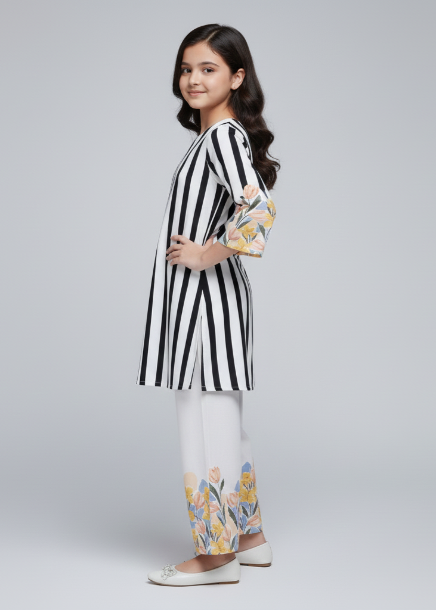 crepe Kurta Set in White