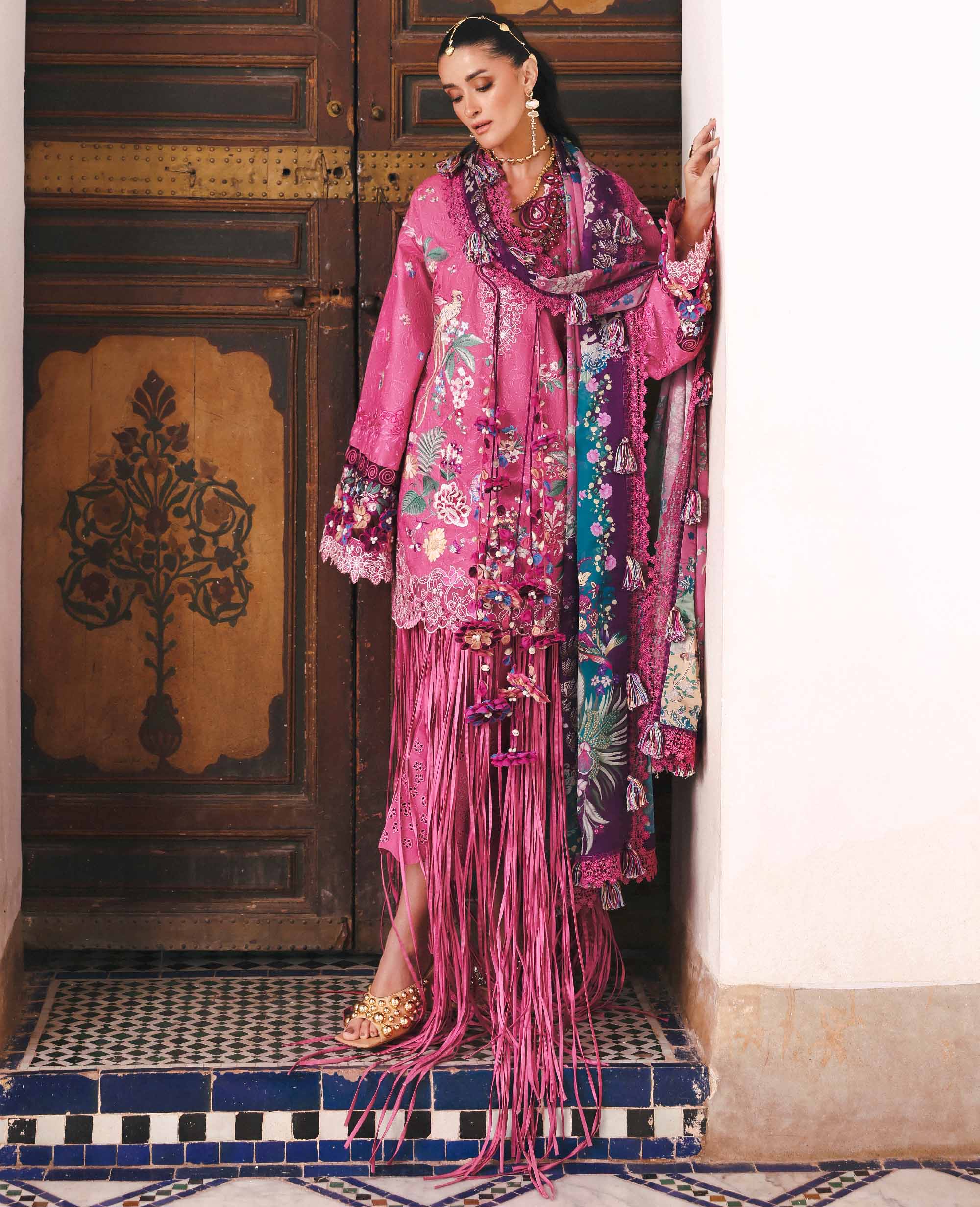 Republic Reine Eid Luxury Lawn – Aria