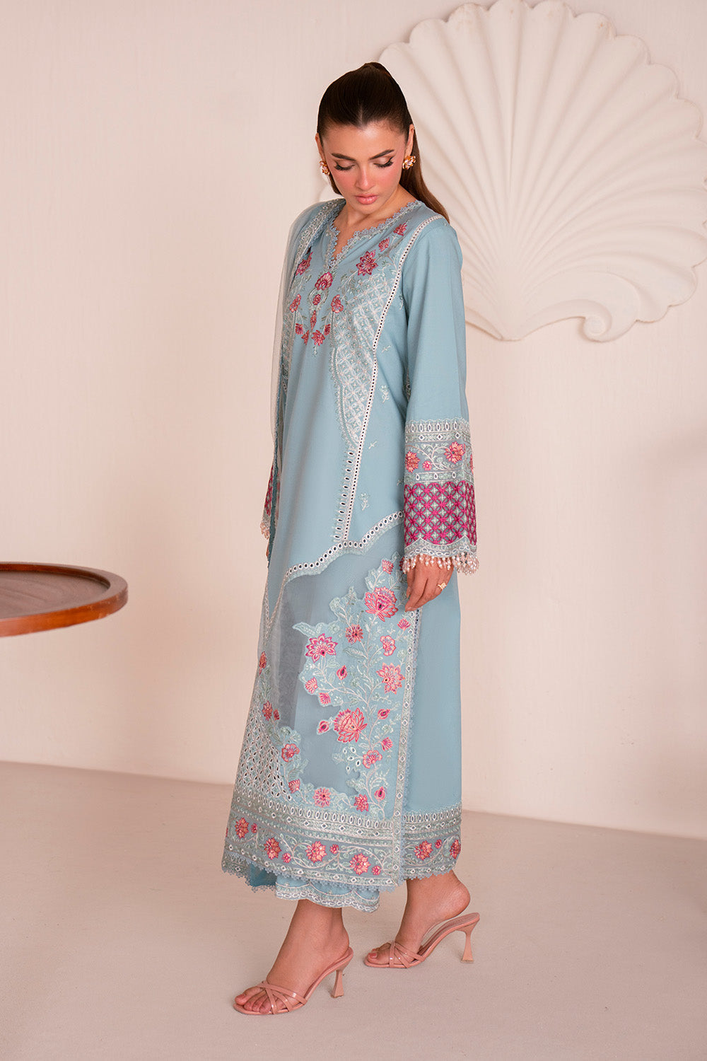 Bloom Poise Lawn Edit – SOPHIE - MSU0687