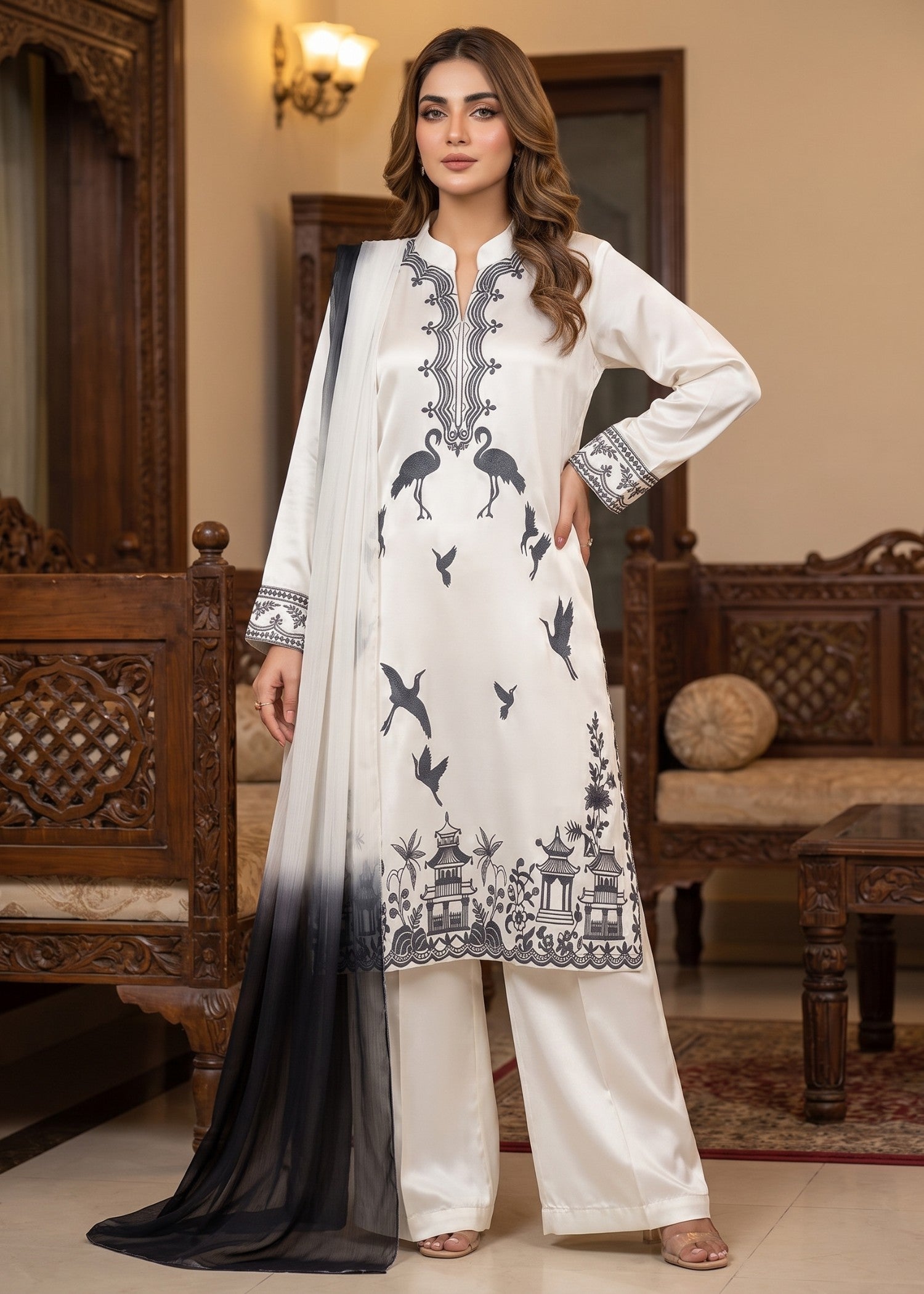 blended grip silk Kurta Set in Eggshell