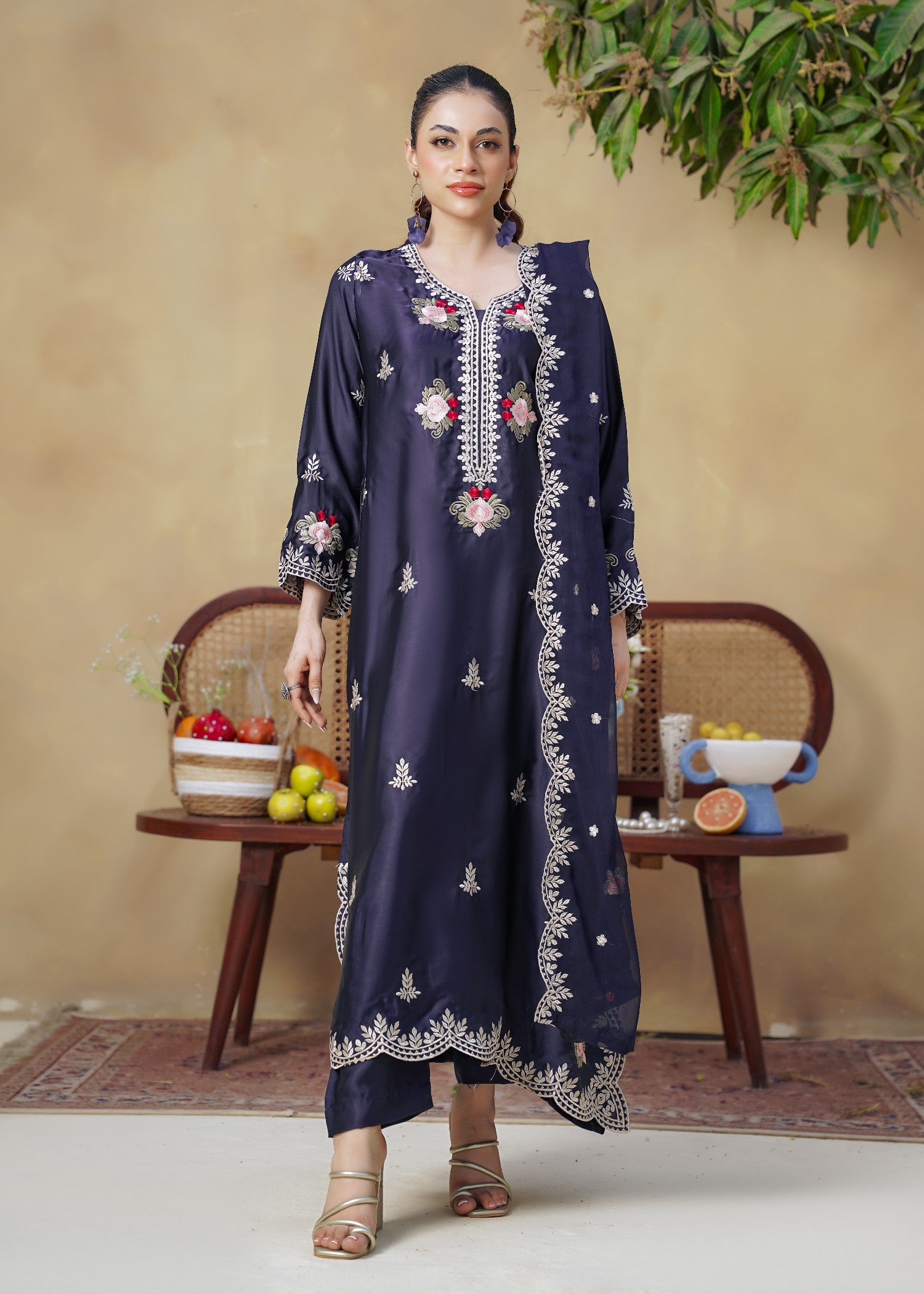 silk Kaftan in Navy blue