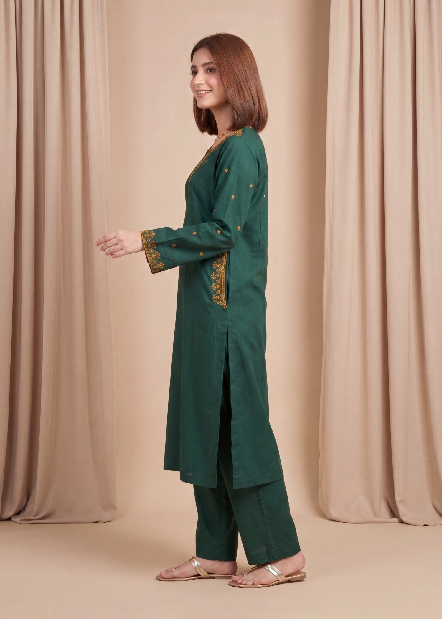 marina Kurta Set in Bottle green