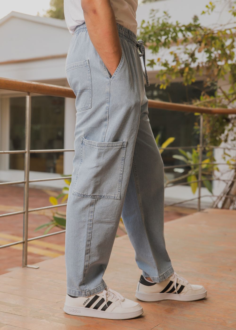 denim Trousers in Ice blue