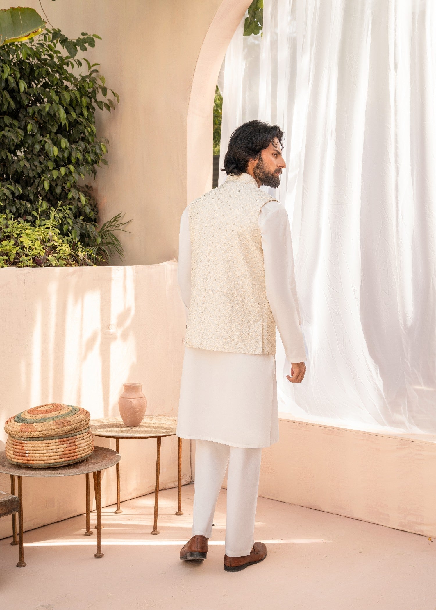 raw silk Waistcoat in Cream