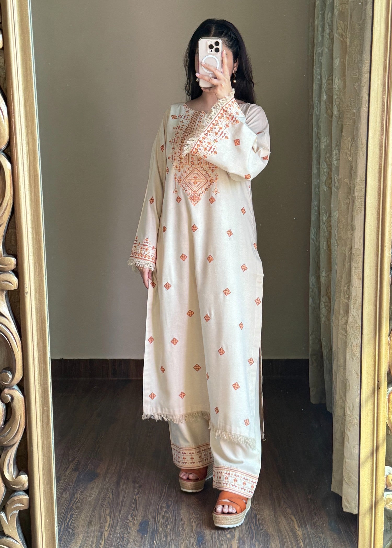 lawn cotton Kurta Set in Ivory, peach orange