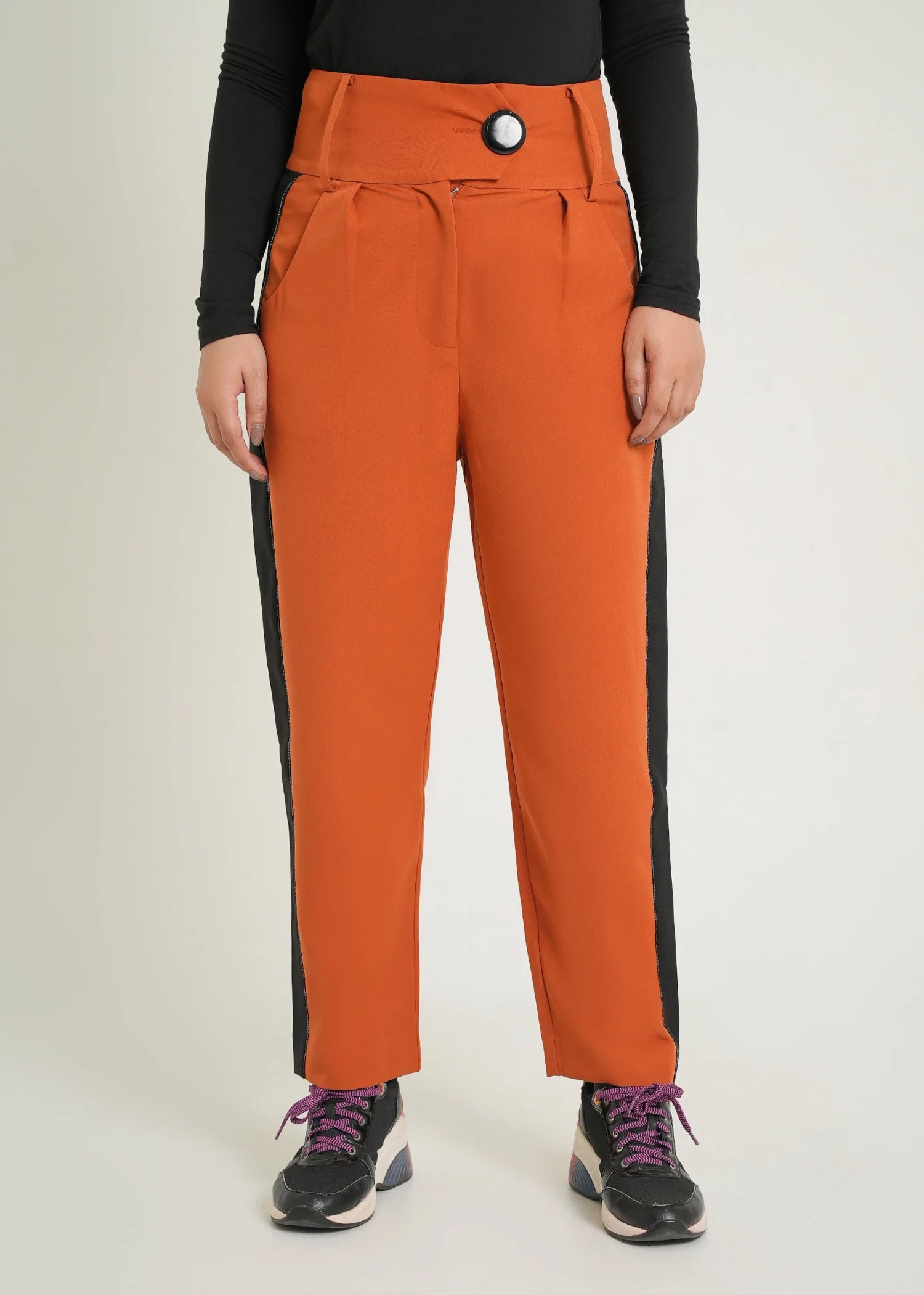 polyester-silk blend Trousers in Pumpkin orange