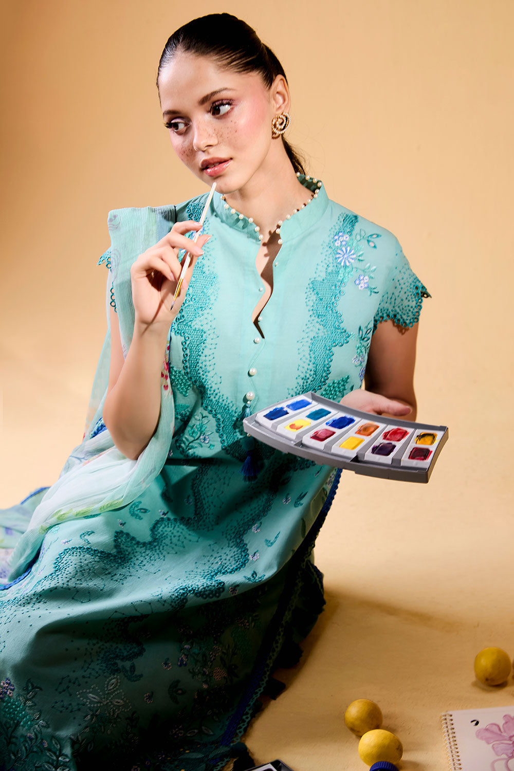 Vital Luxury Lawn Vol-2 – D-4B