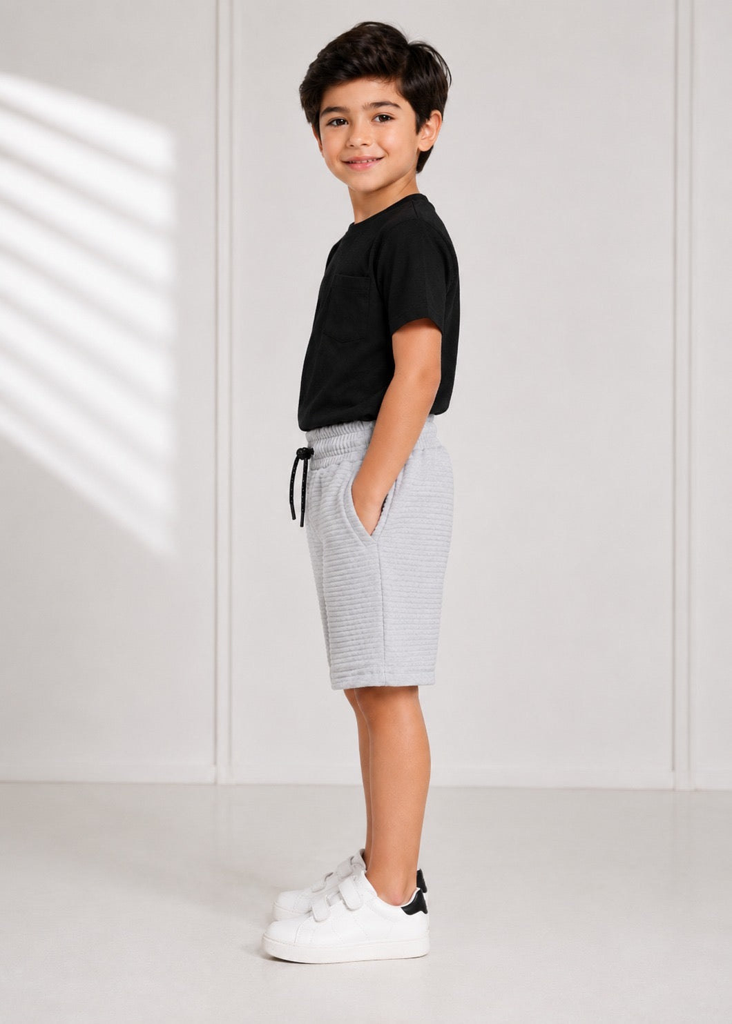 jersey knit Shorts in Pastel grey