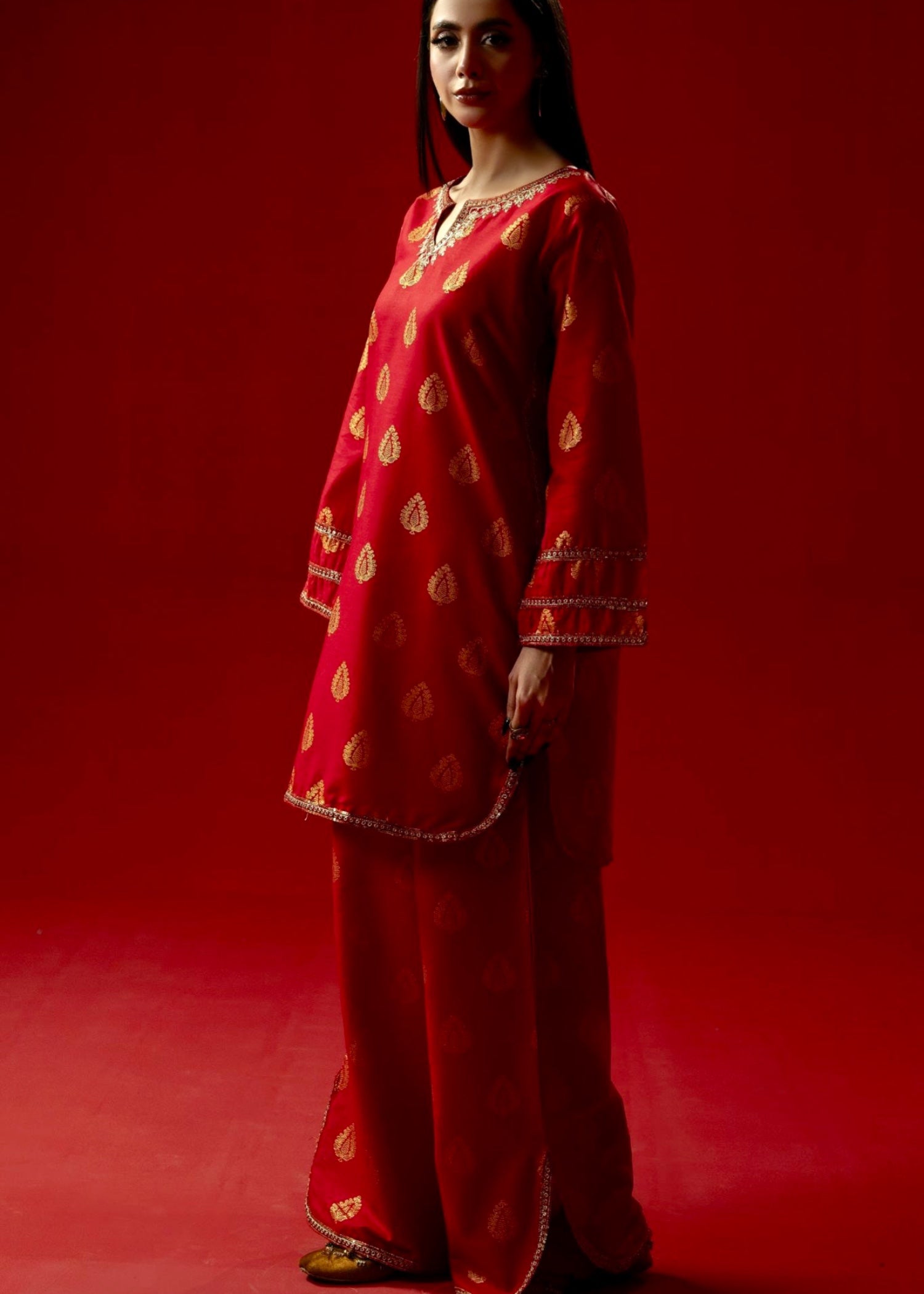 cambric Kurta Set in Red