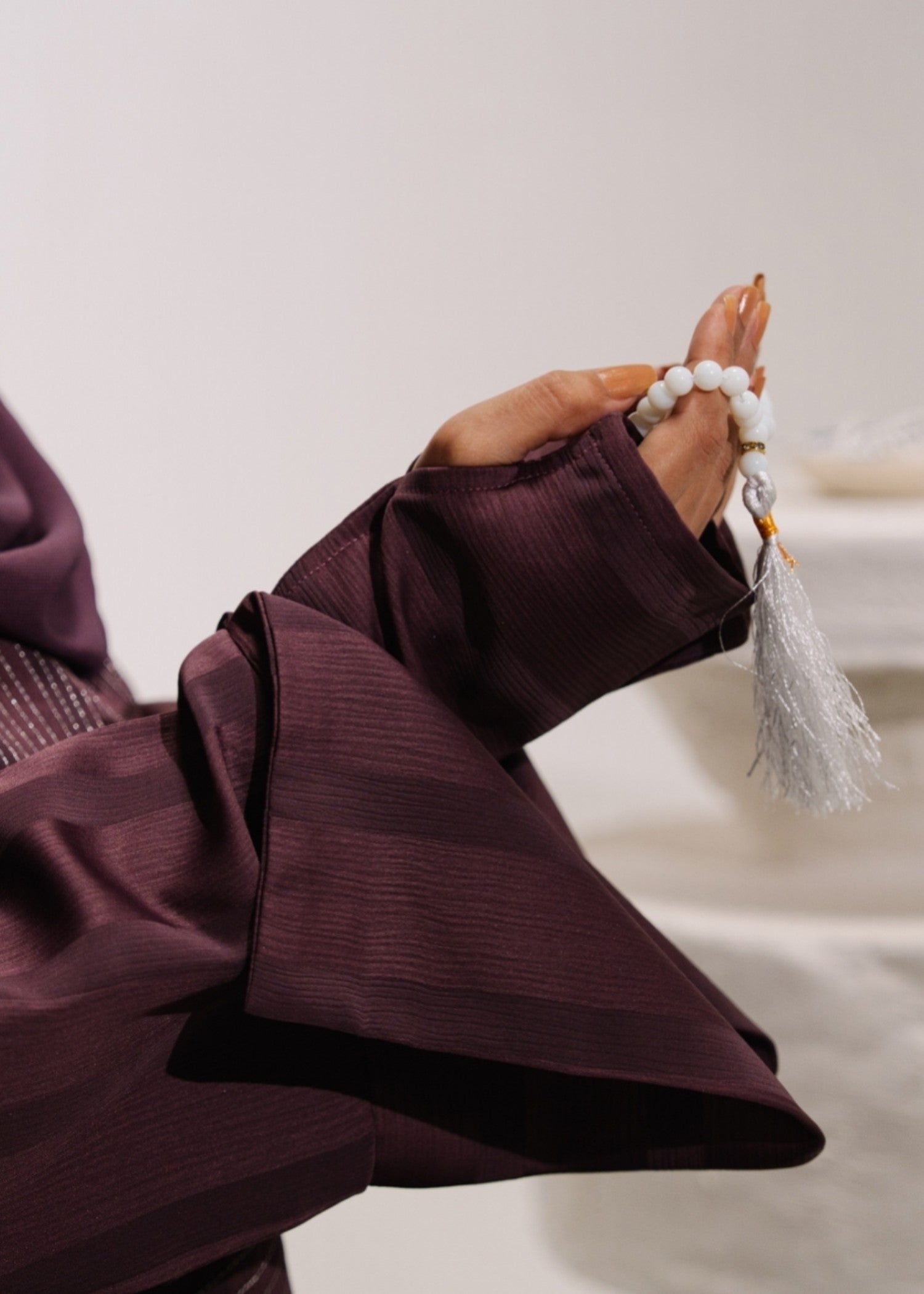 crepe Abaya in Plum purple