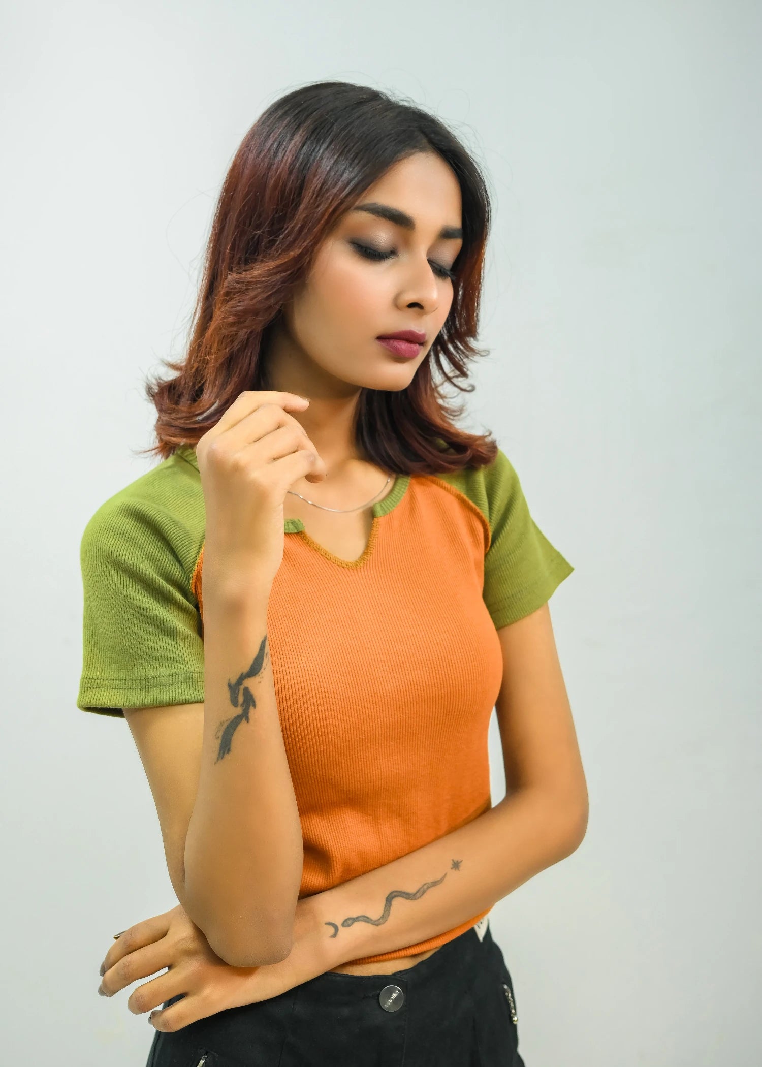 jersey knit Top in Olive green, flame