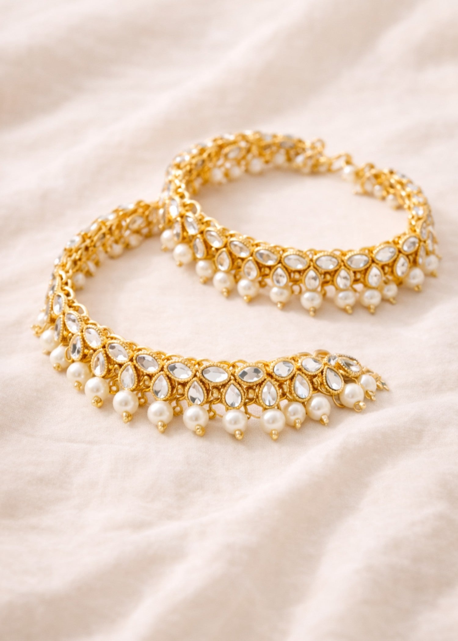 Anklet in White Color by - Trendy Women Anklet CXP2587