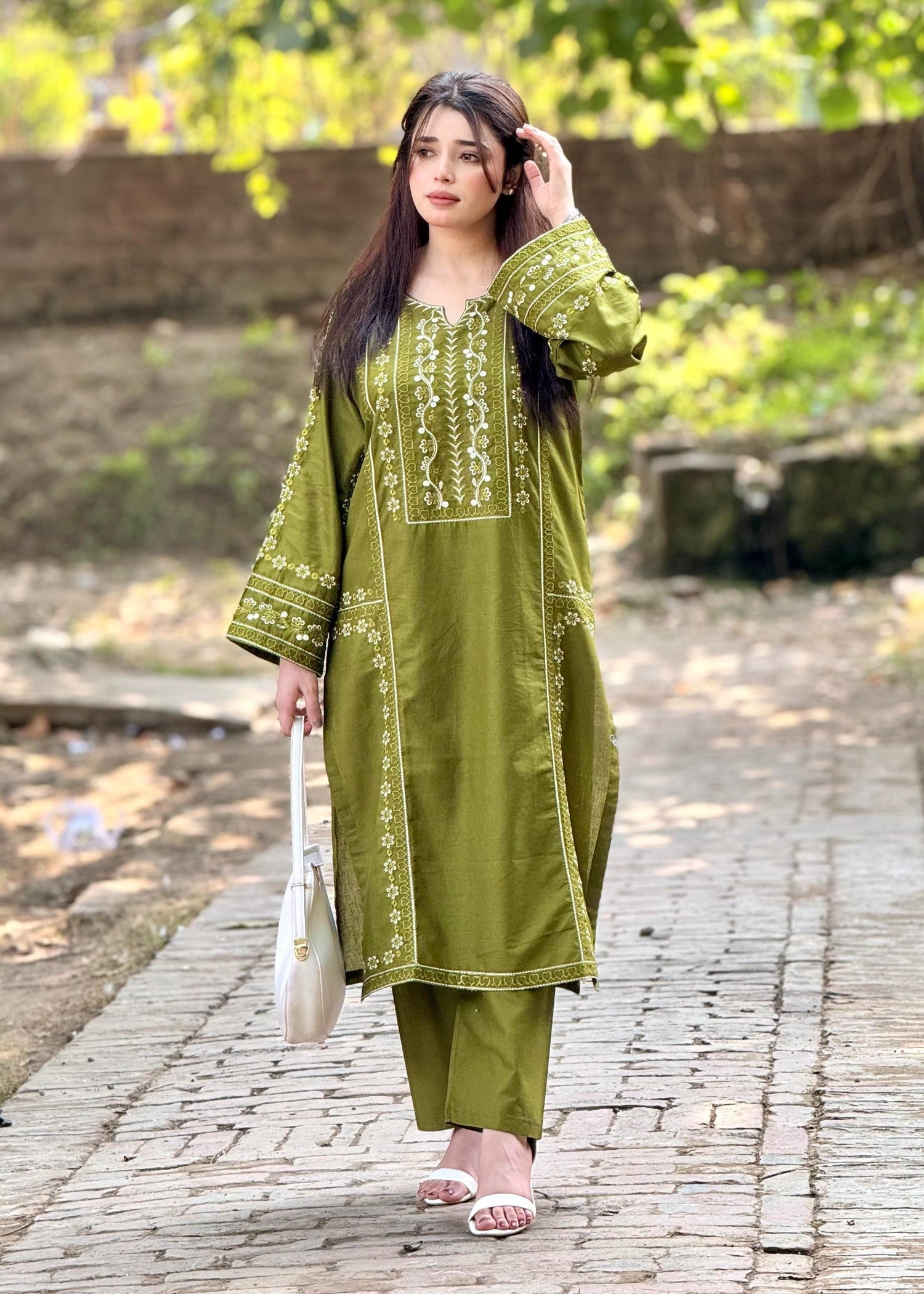 lawn Kurta Set in Olive green