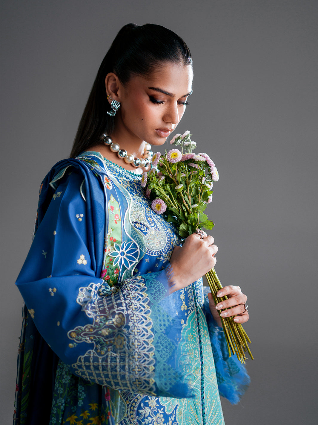 Amour Luxury Lawn – 187-A