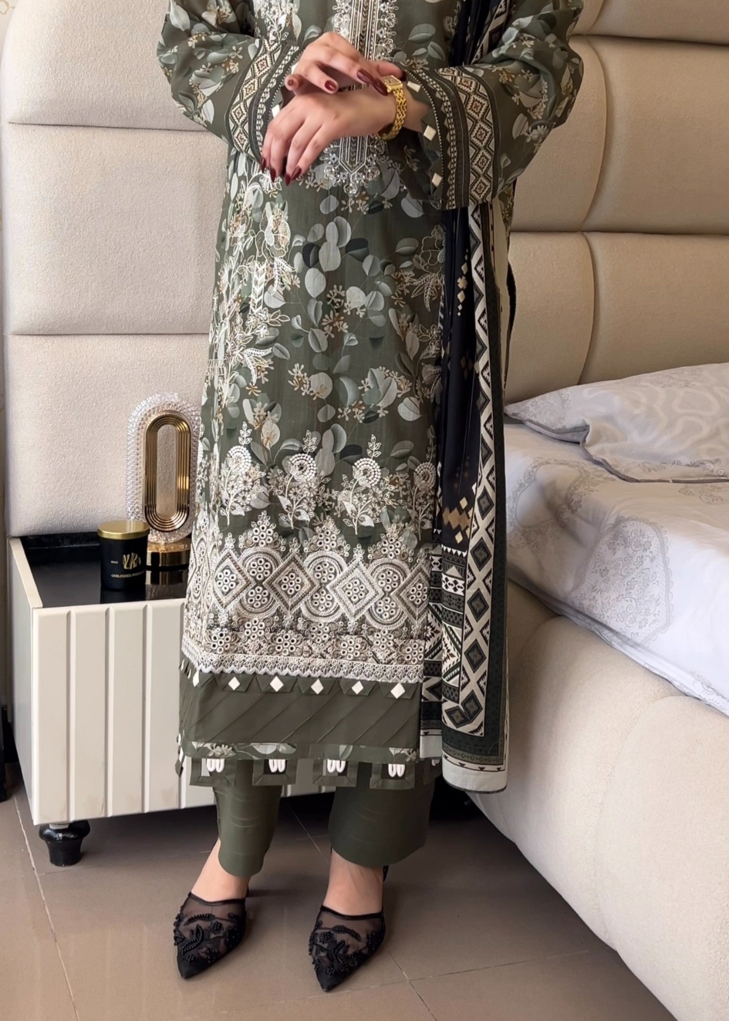 lawn Kurta Set in Army green
