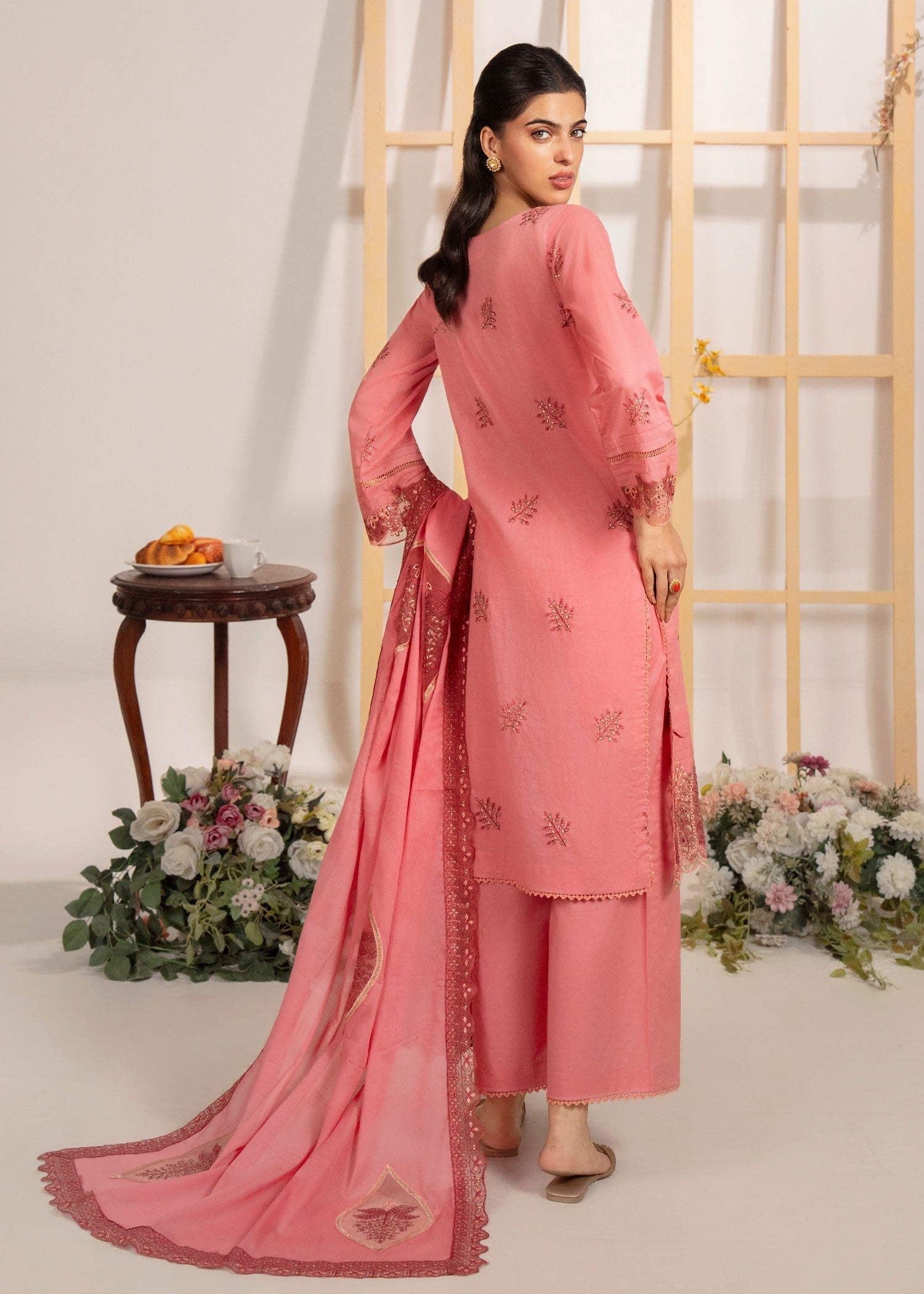 karandi Kurta Set in Baby pink