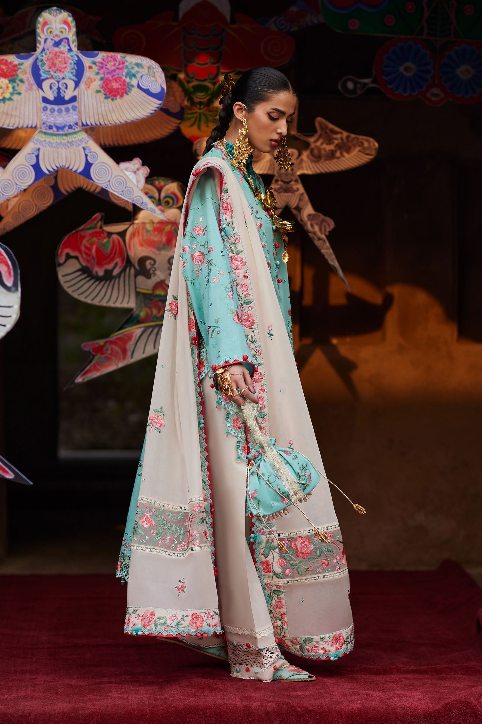 Kashmee Luxury Eid Lawn – GULRAAZ (EL26-08 B)