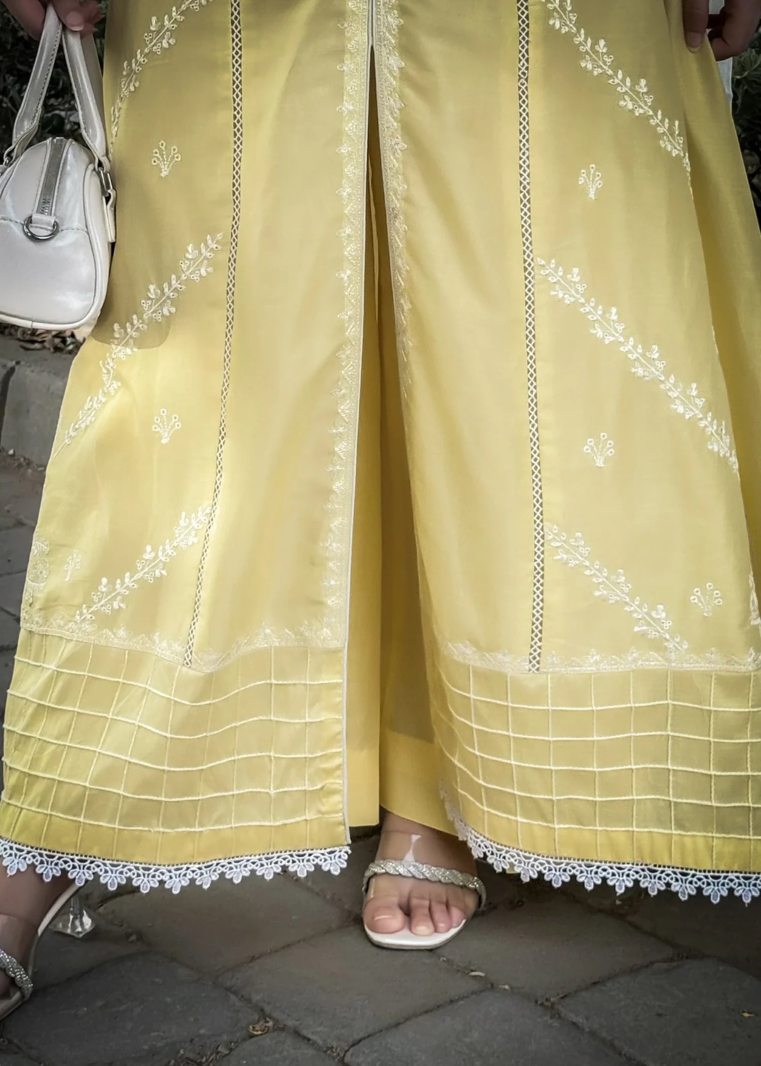lawn Maxi in Yellow