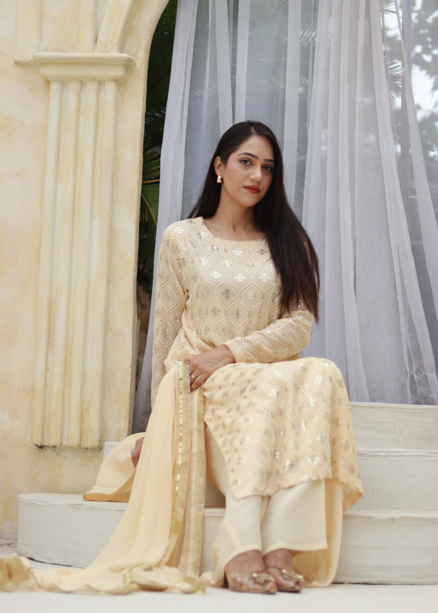 bemberg crinkle chiffon Kurta Set in Lemon chiffon