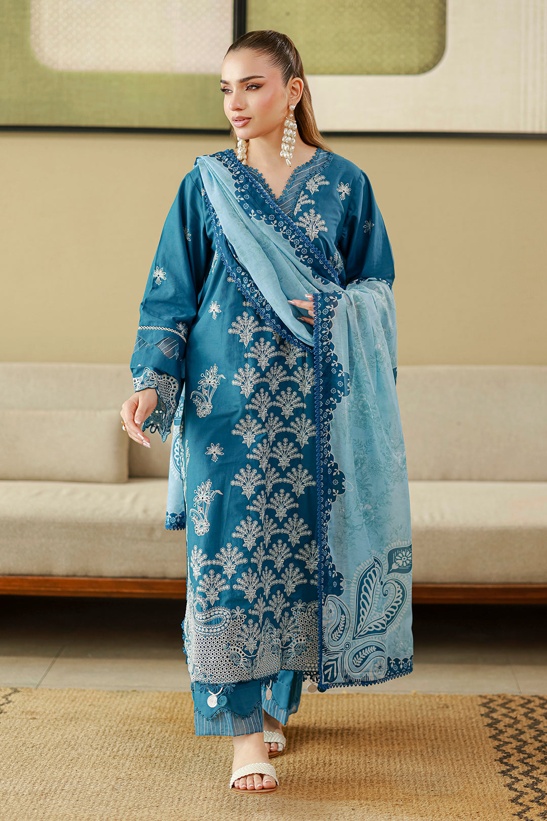 Chikankari Lawn – Z-4084