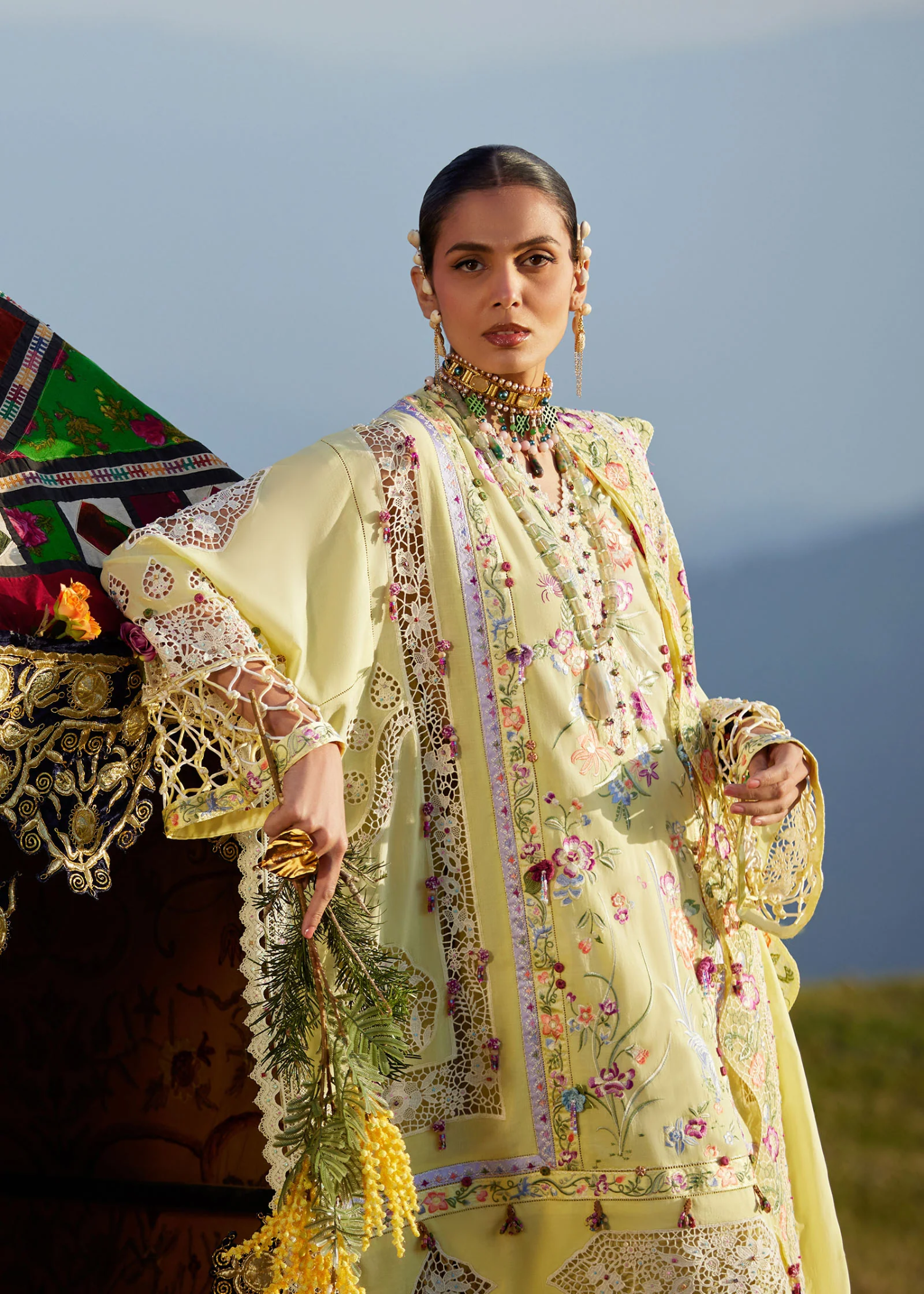 slub lawn Unstitched in Pale yellow