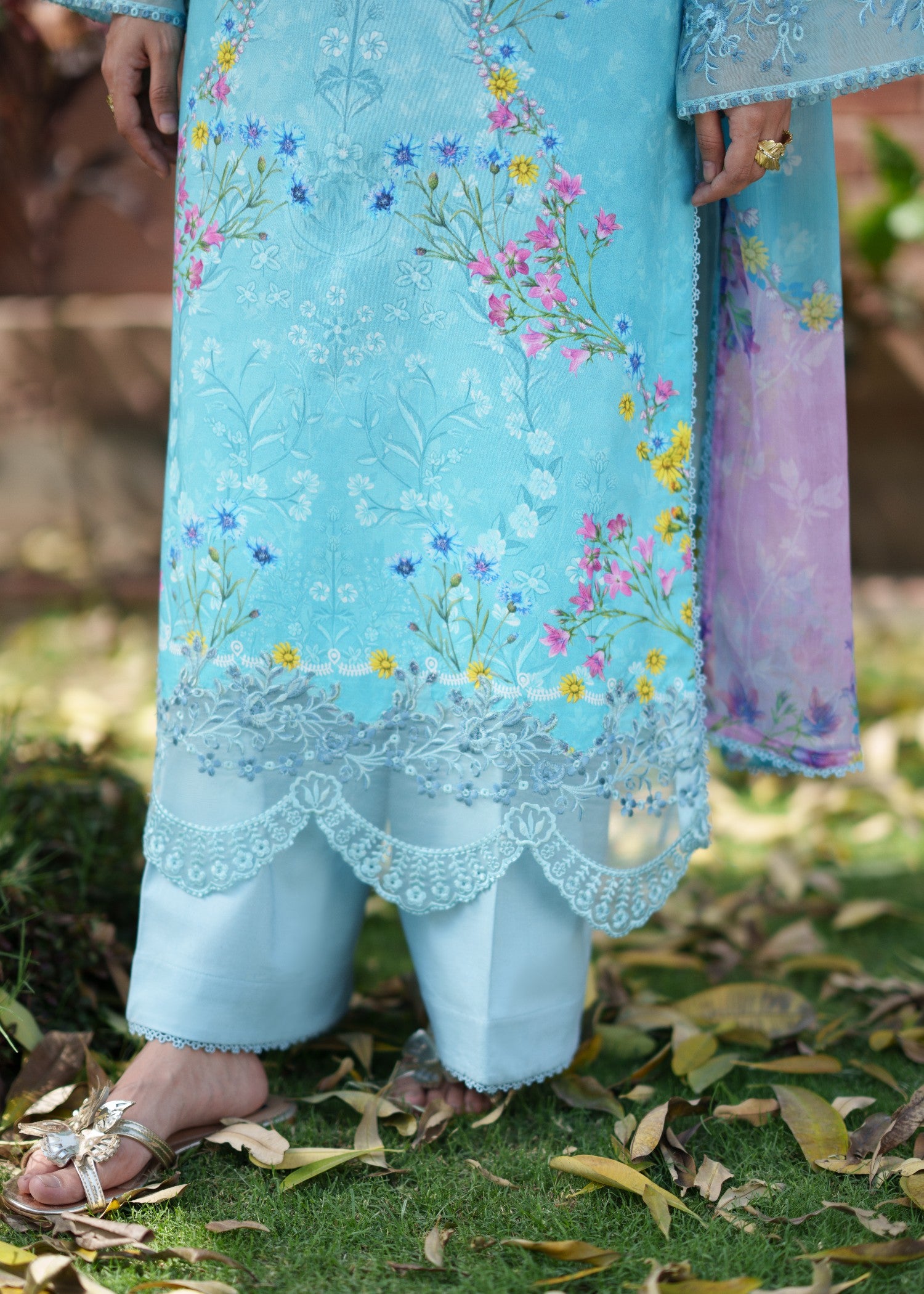lawn Kurta Set in Electric blue