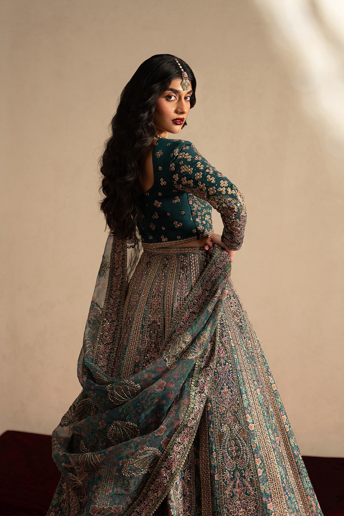 Qurbat Silk Festive Luxury Formals – Tassavur