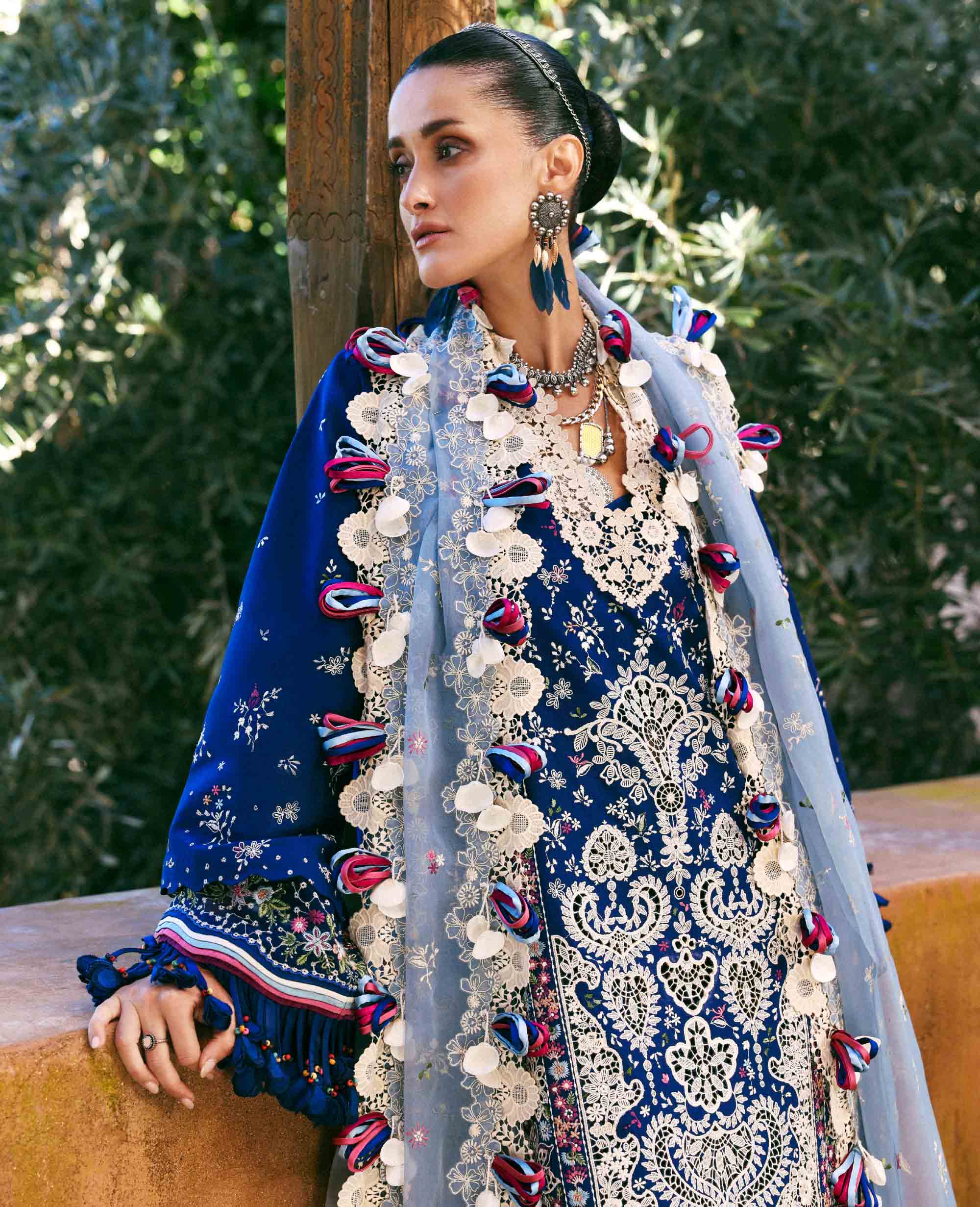 Republic Reine Eid Luxury Lawn – Sia