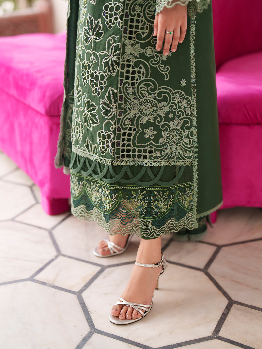 Nilofer Luxury Lawn – NL-09