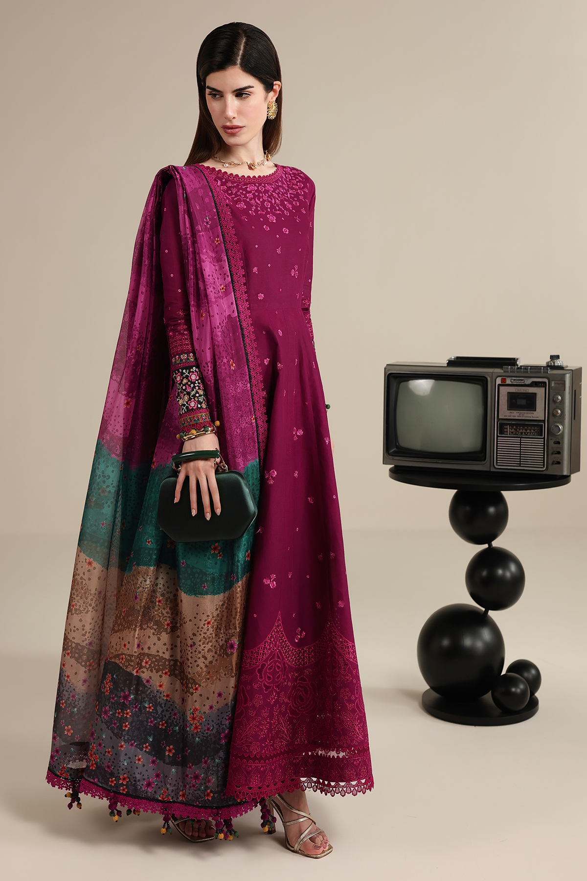 Iris Luxury Festive Lawn – IL26-D02