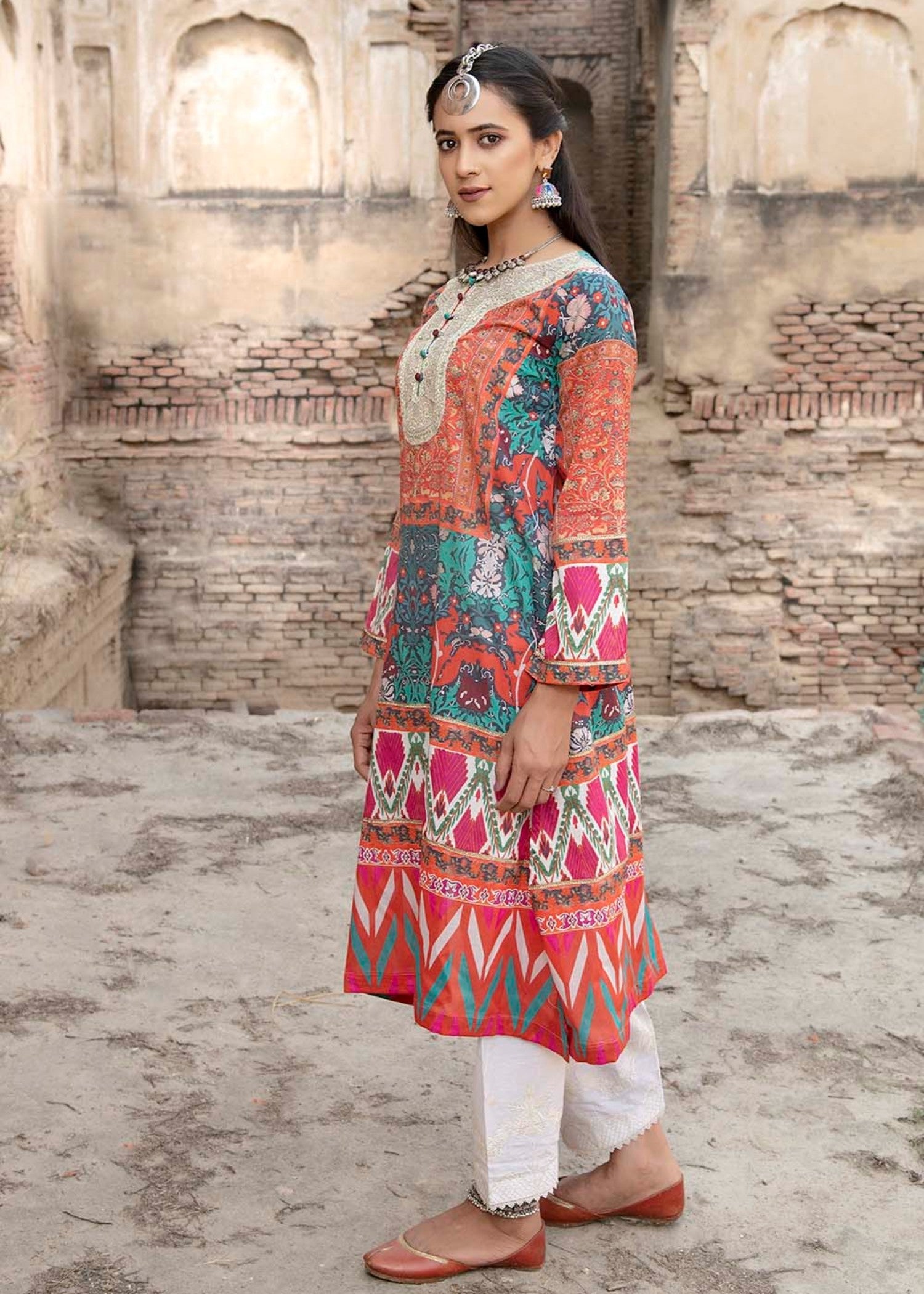 lawn Kurti in Multi