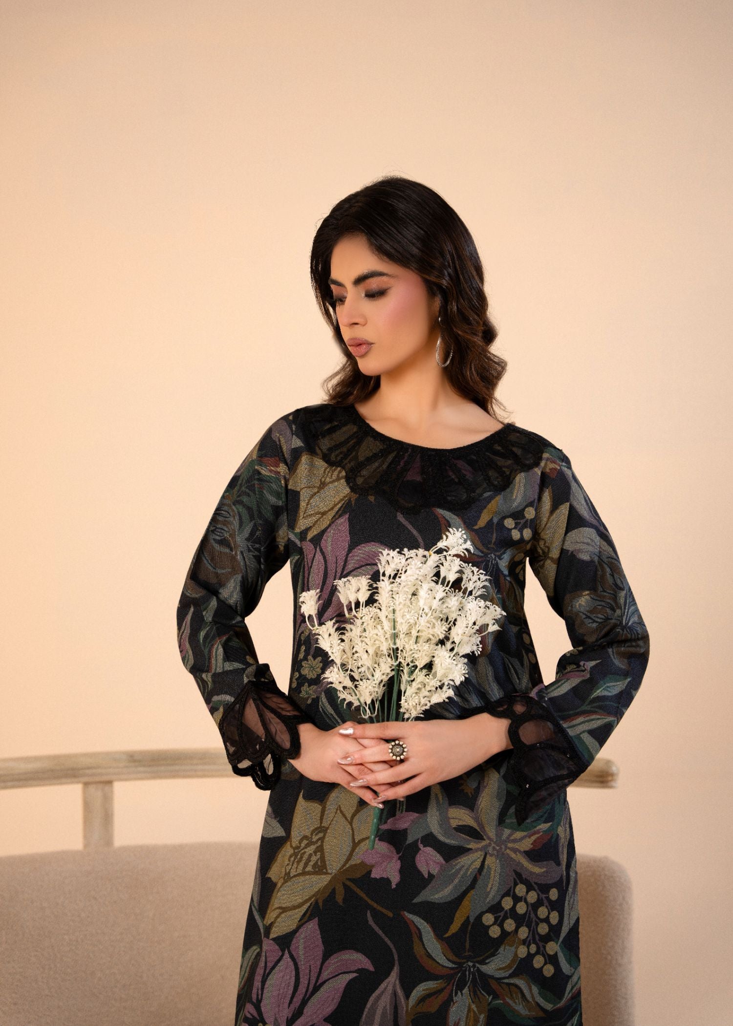 dhanak Kurta Set in Black