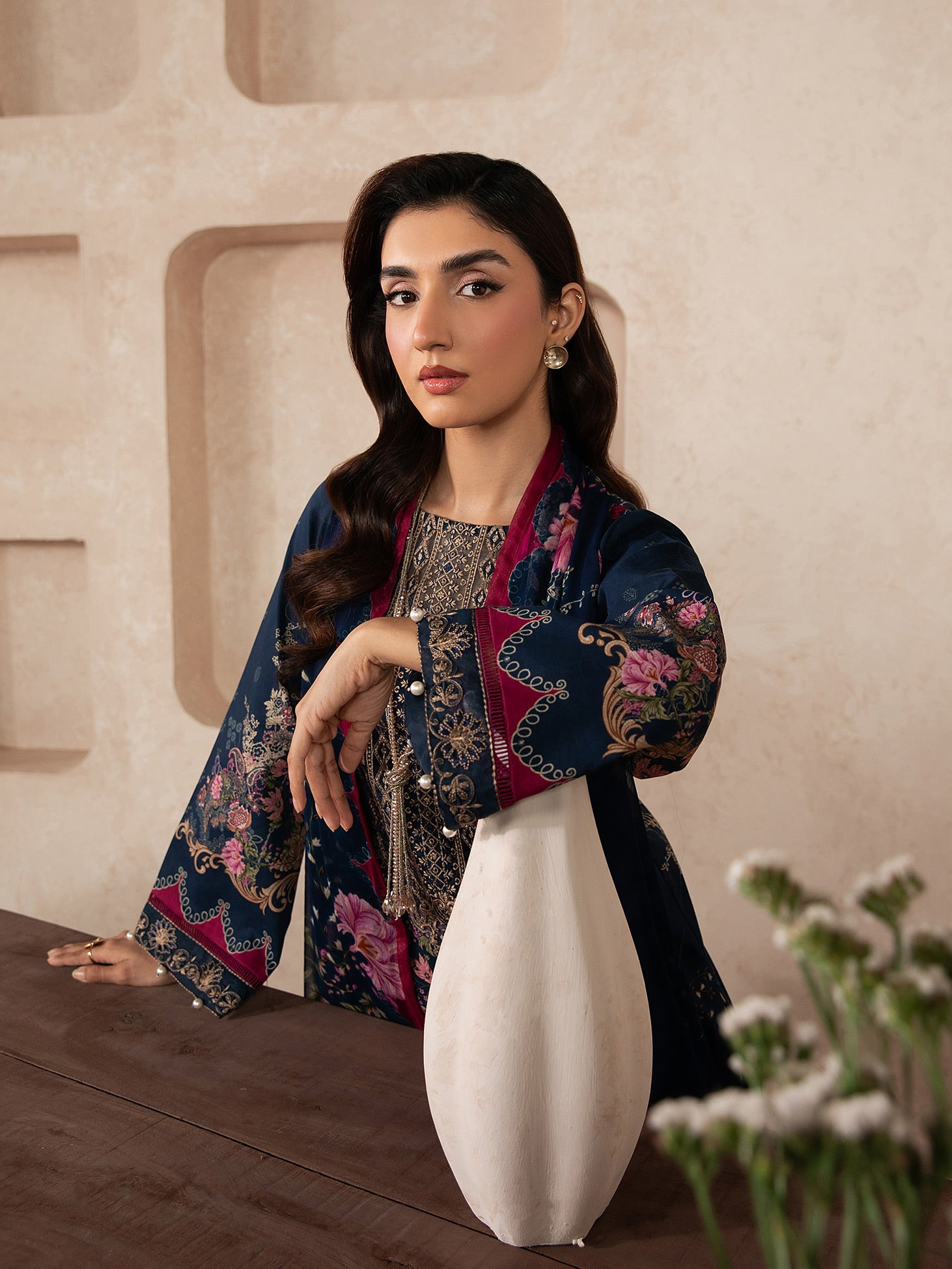 Syra Lawn – Aluxe