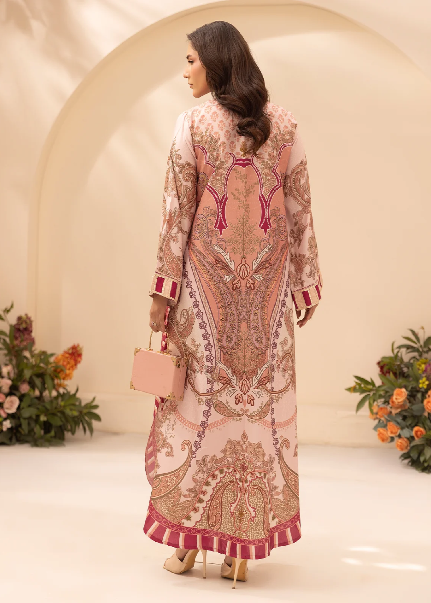 raw silk Kaftan in Pink