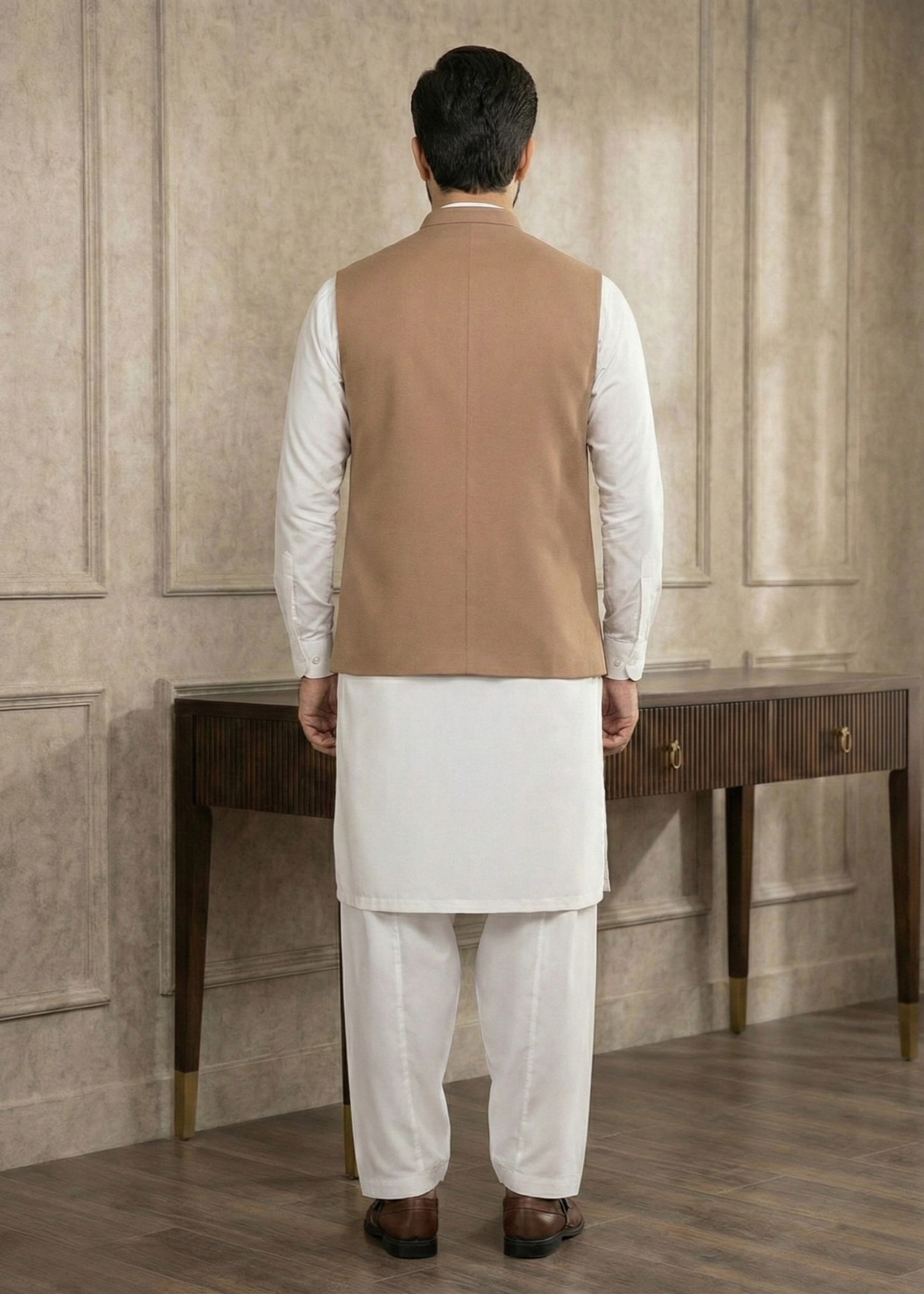 wash & wear Waistcoat in Sand brown