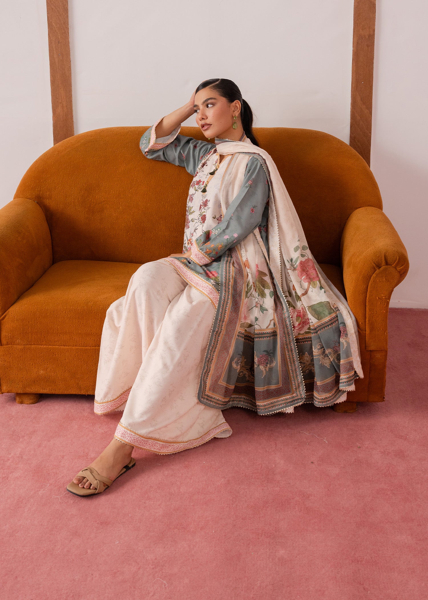 lawn Kurta Set in Cream, sage green