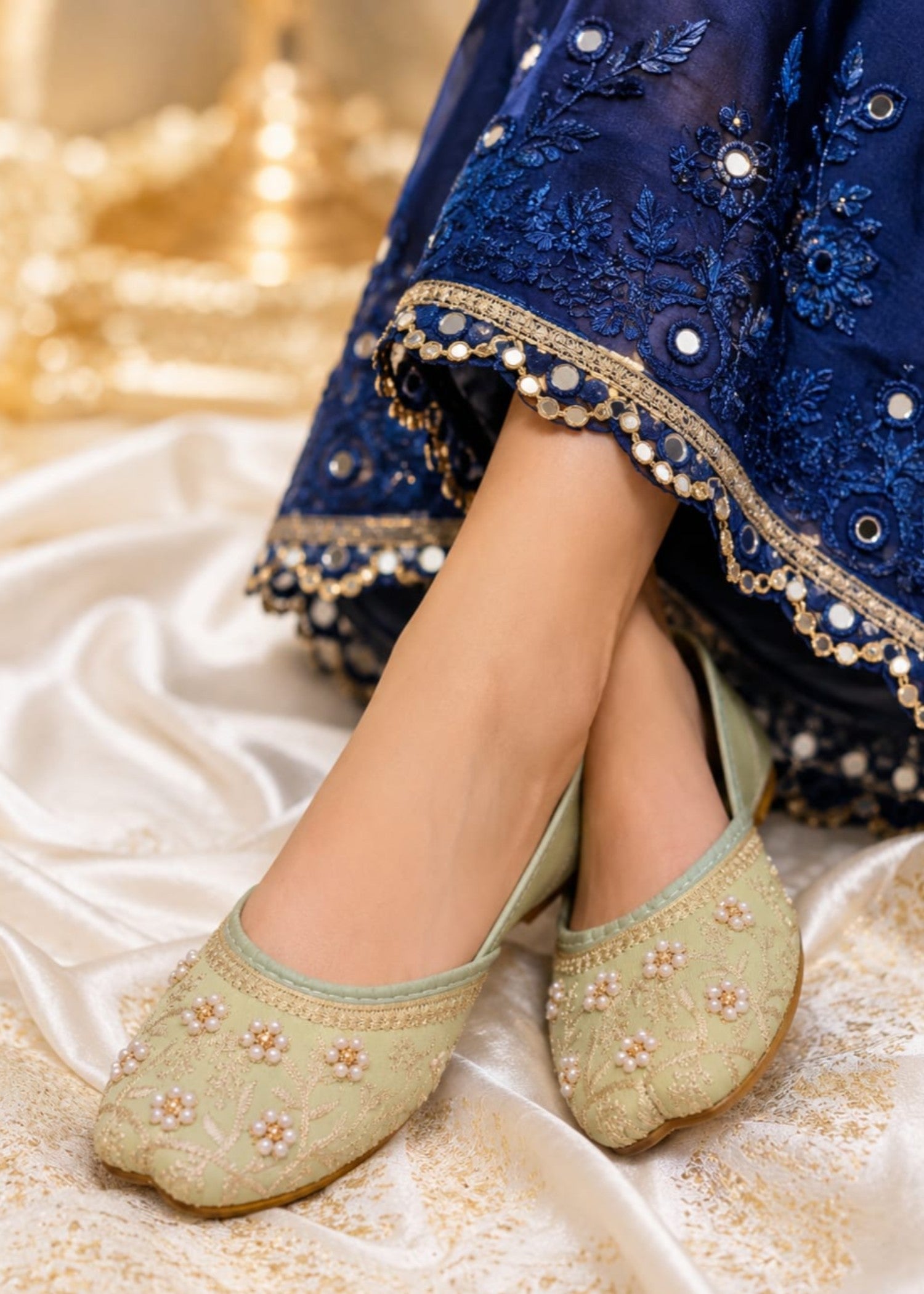 Khussa in Tea green by - High Quality Women Khussa RIH9254