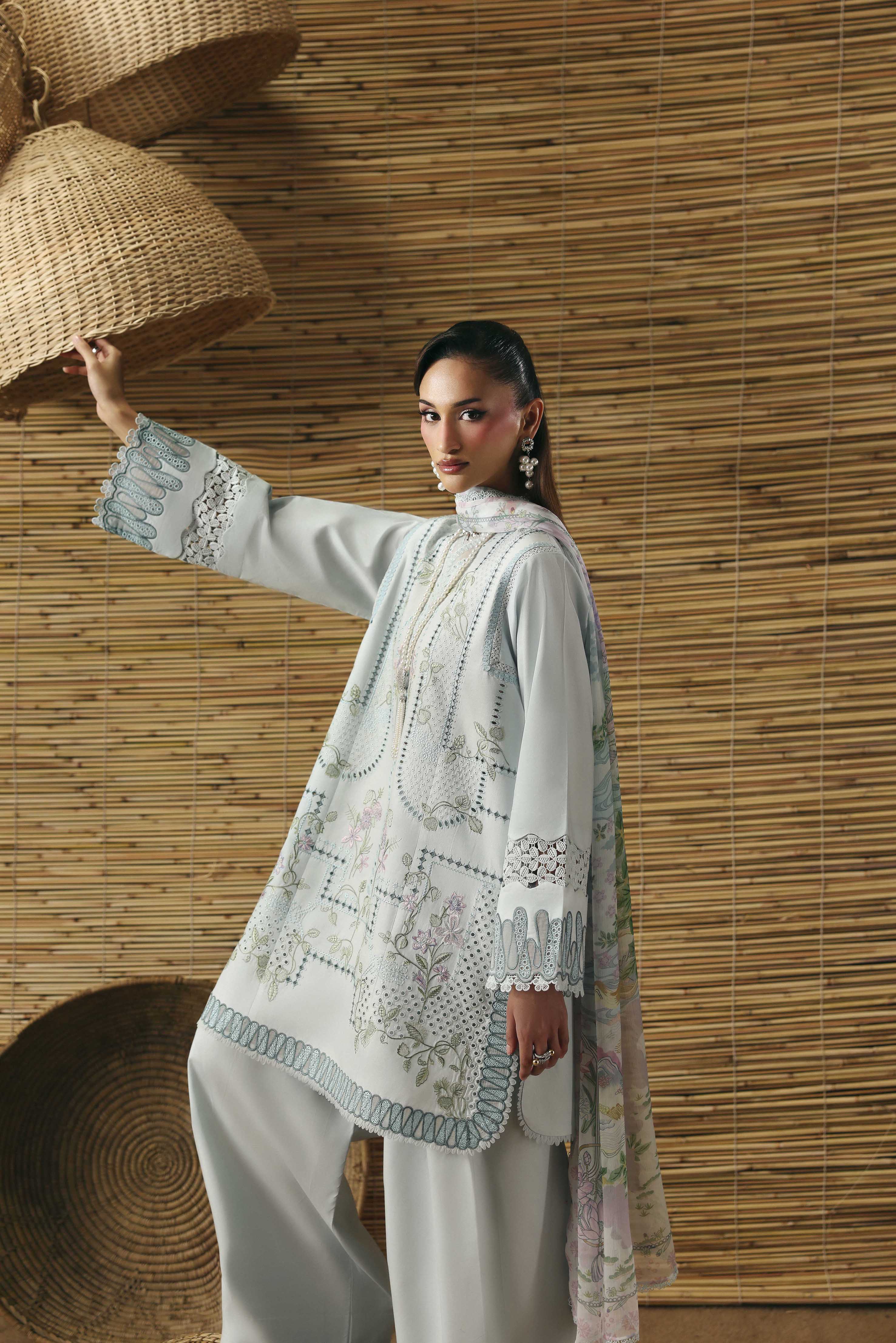 Luxury Lawn – SL-09-26-V2