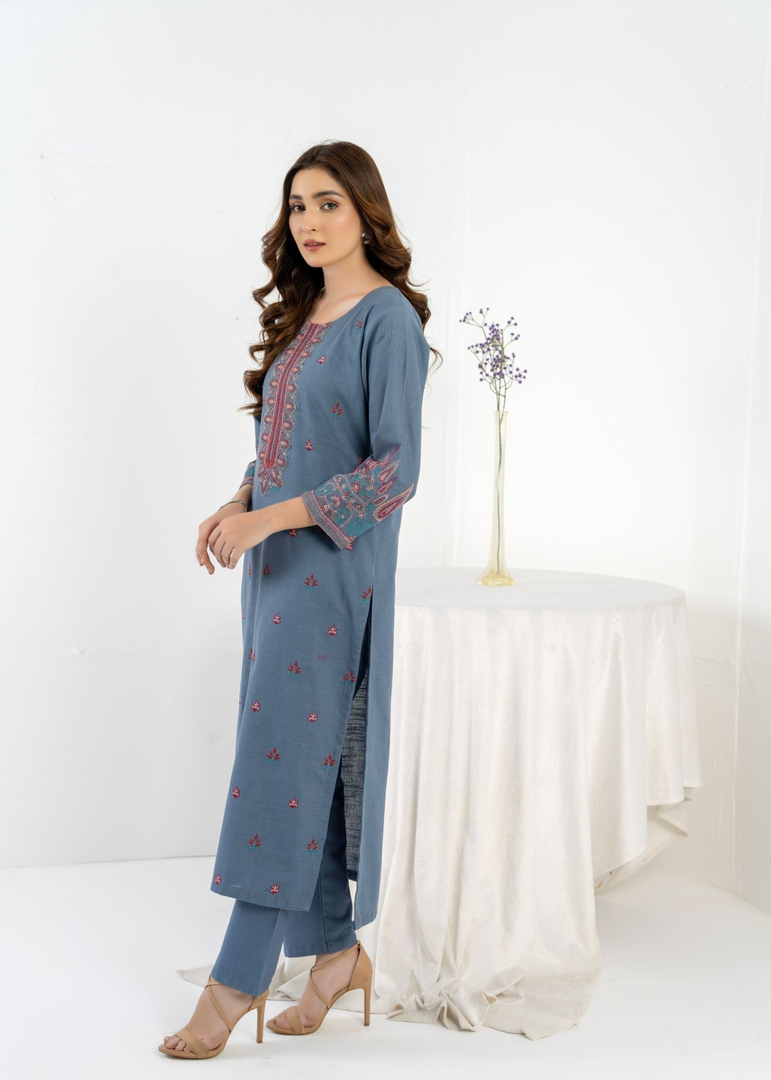 slub khaddar Kurta Set in Slate grey