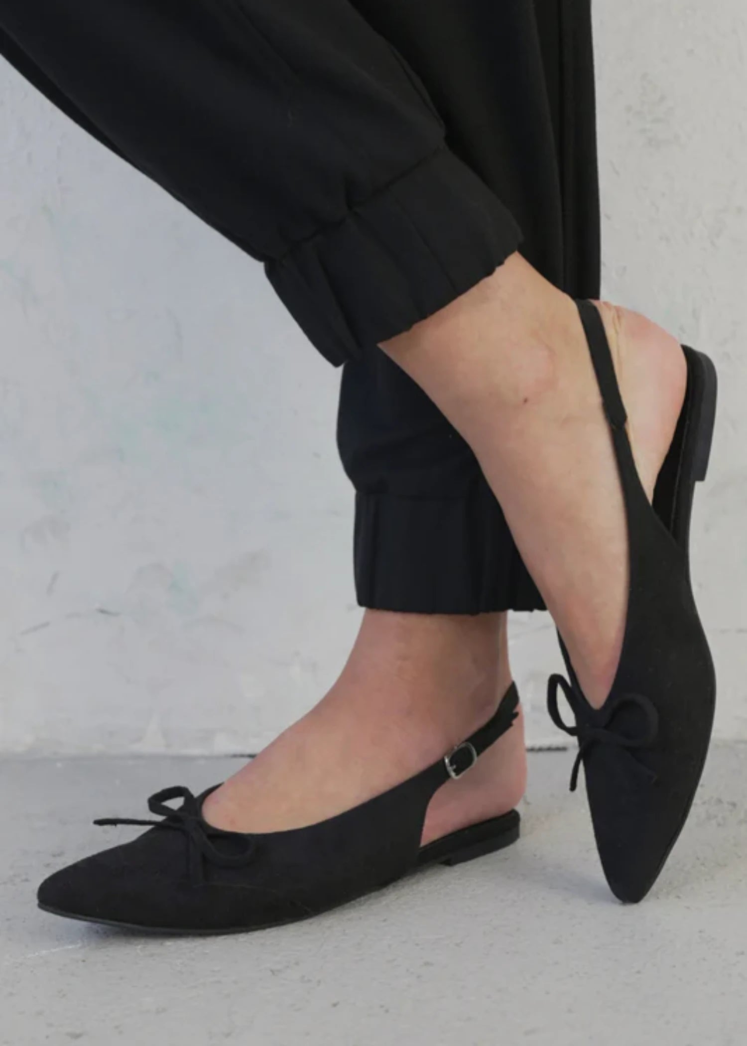 Sandals in Black by - High Quality Women Sandals JPH0140