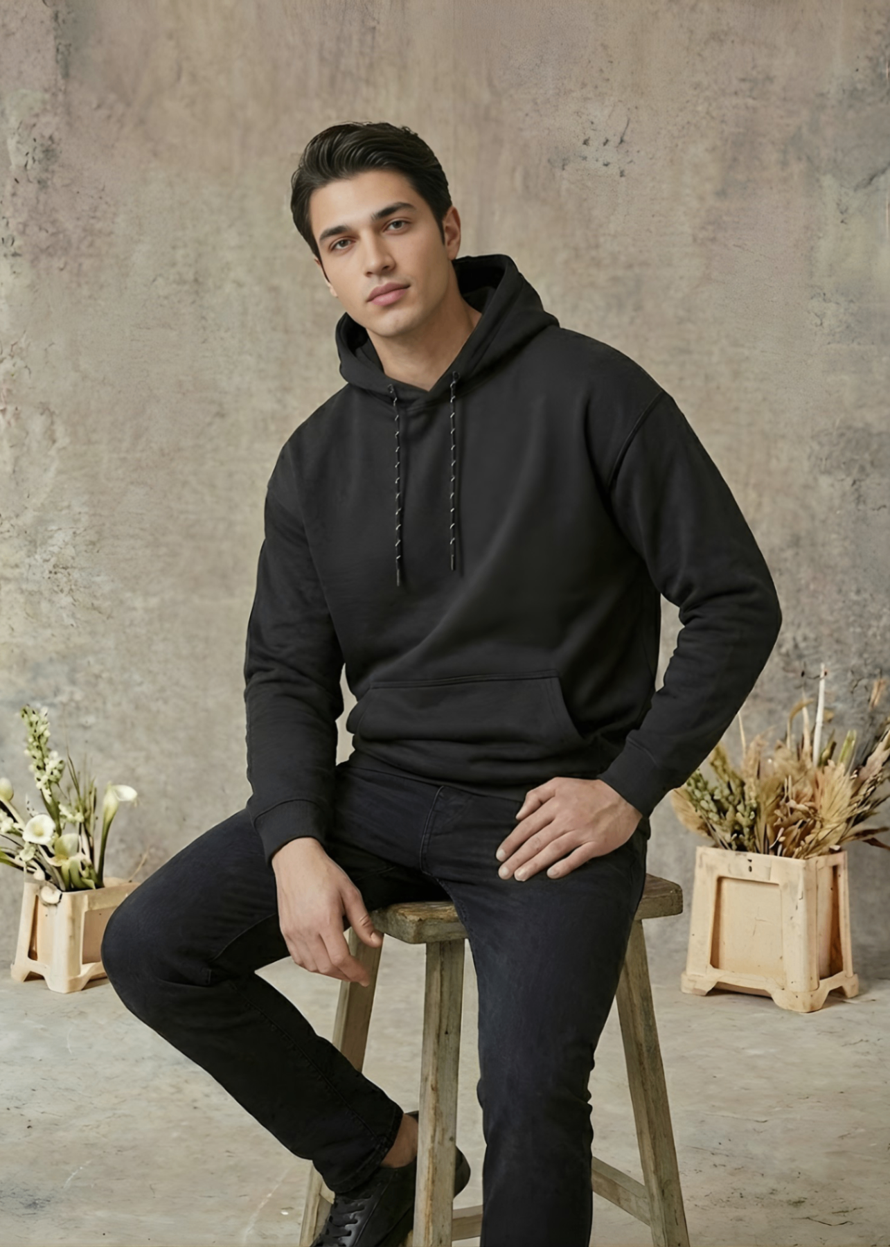fleece Hoodie in Black