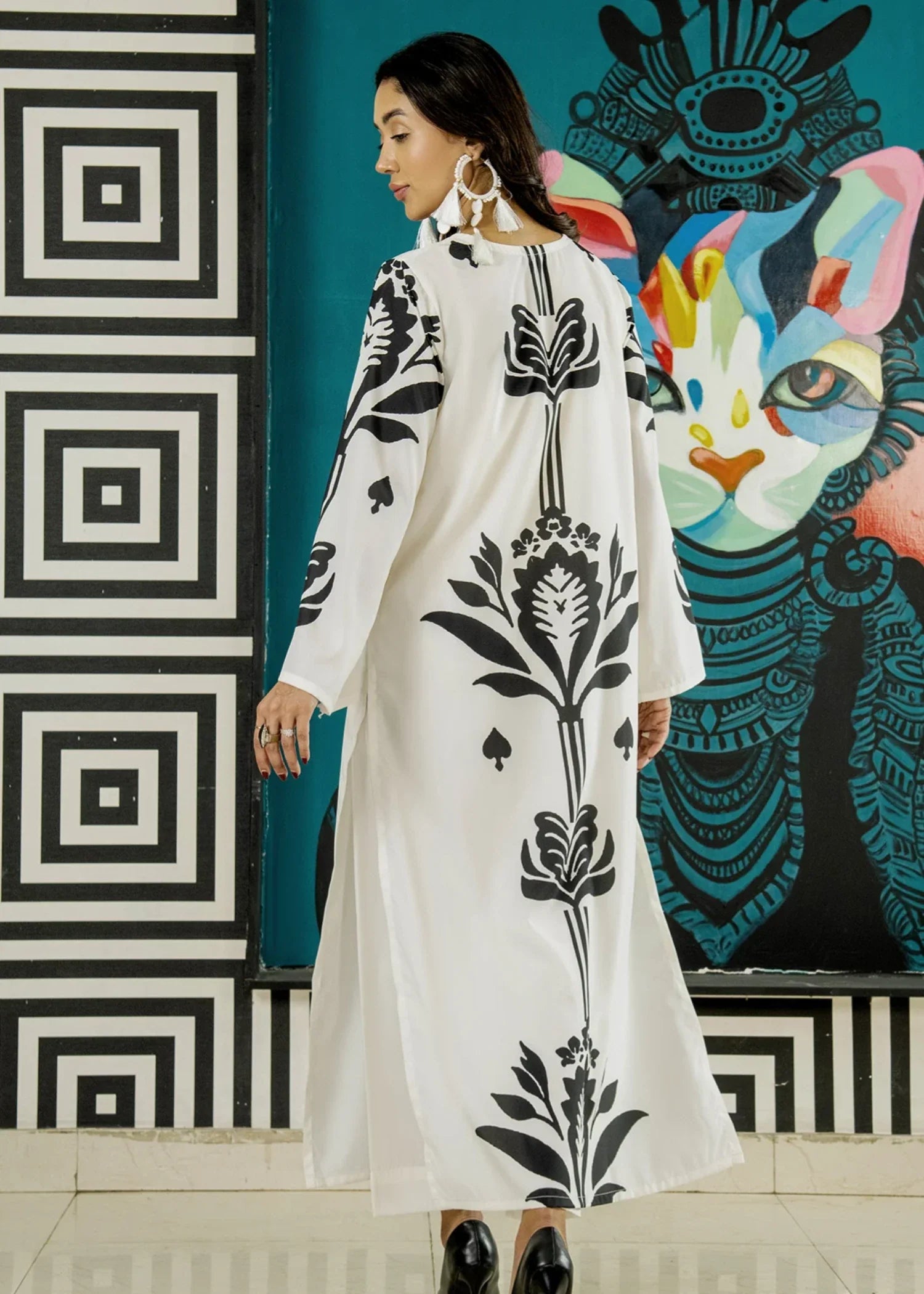 crepe Kaftan in White