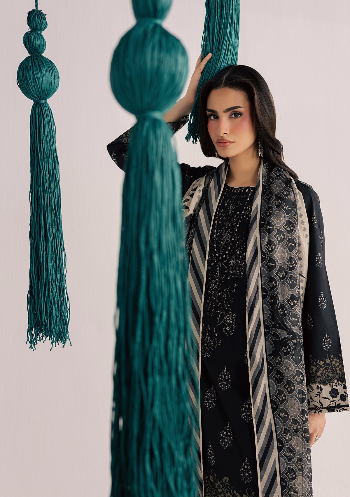 lawn Kurta Set in Jet black