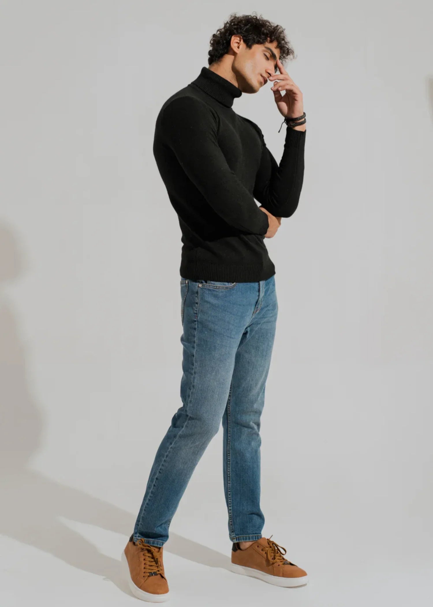 polyester Turtle Neck in Black