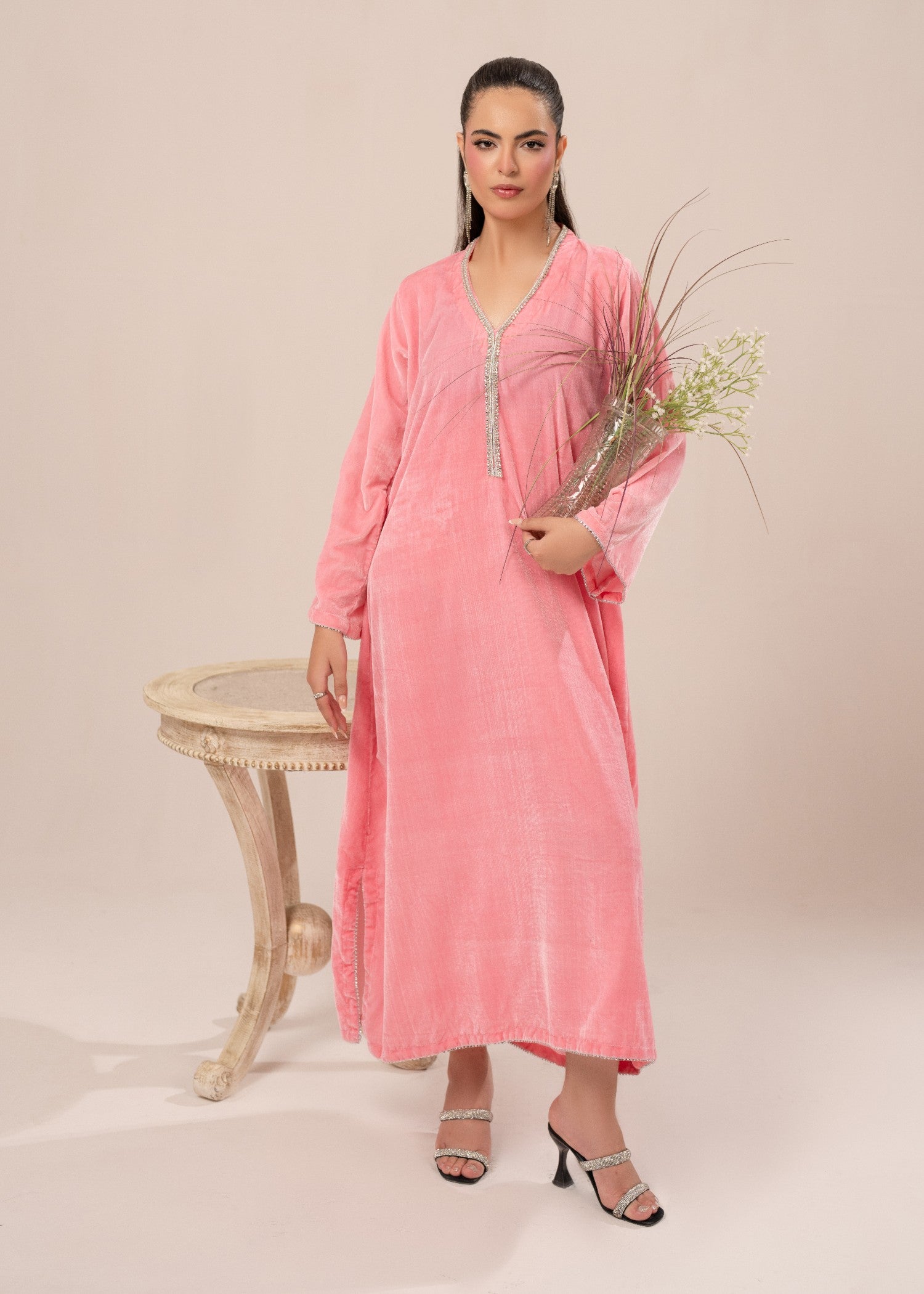 velvet Kaftan in Pink