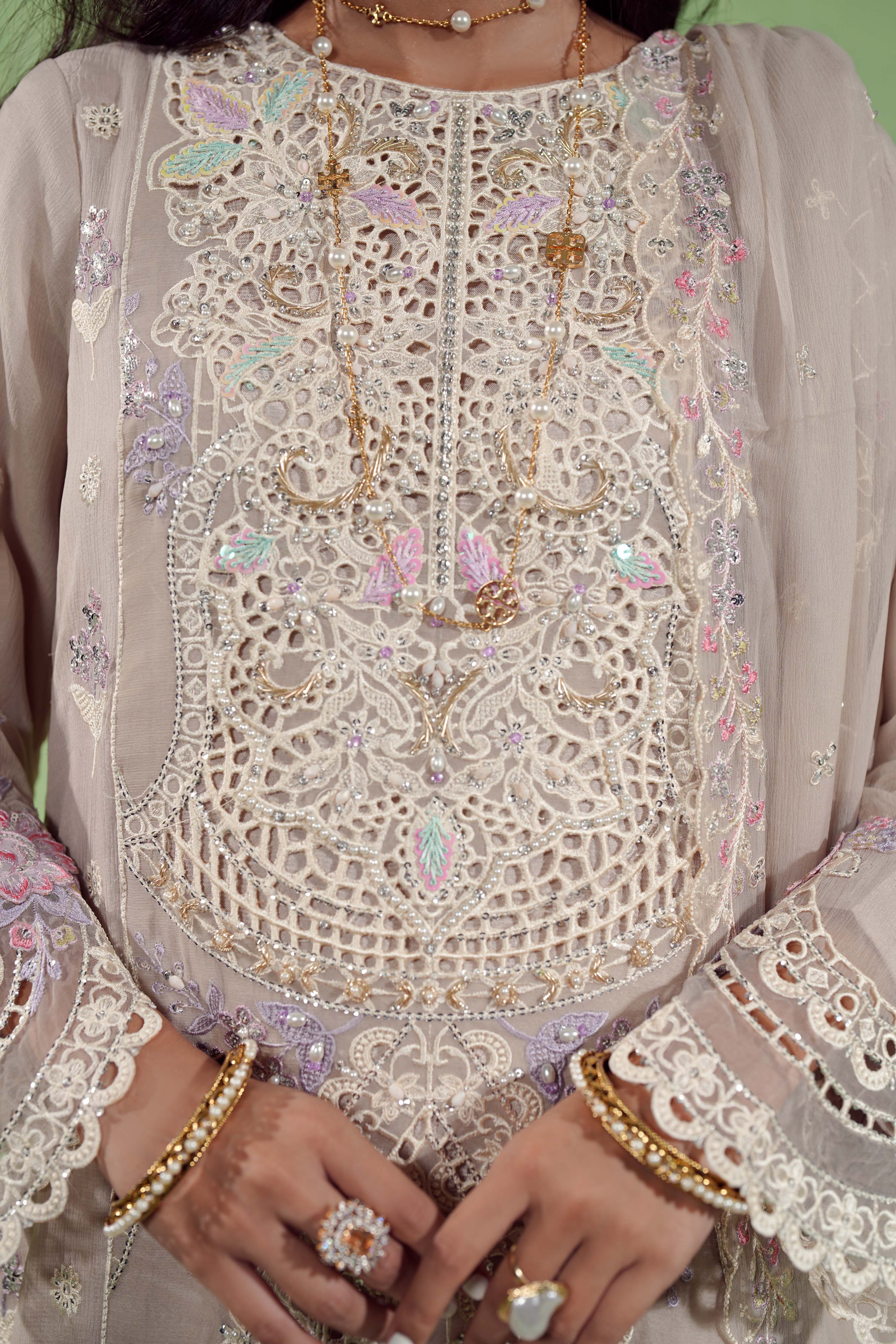 Bayaan RTW Formal Pret – Faryaad