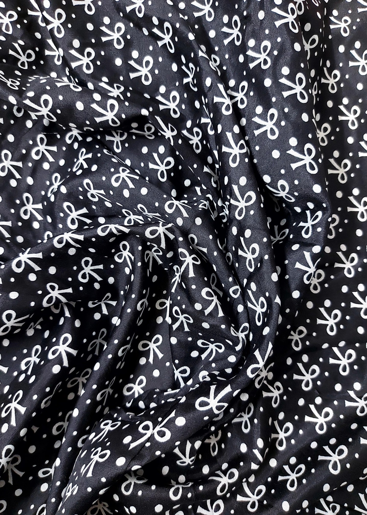swiss lawn Chaddar in Black