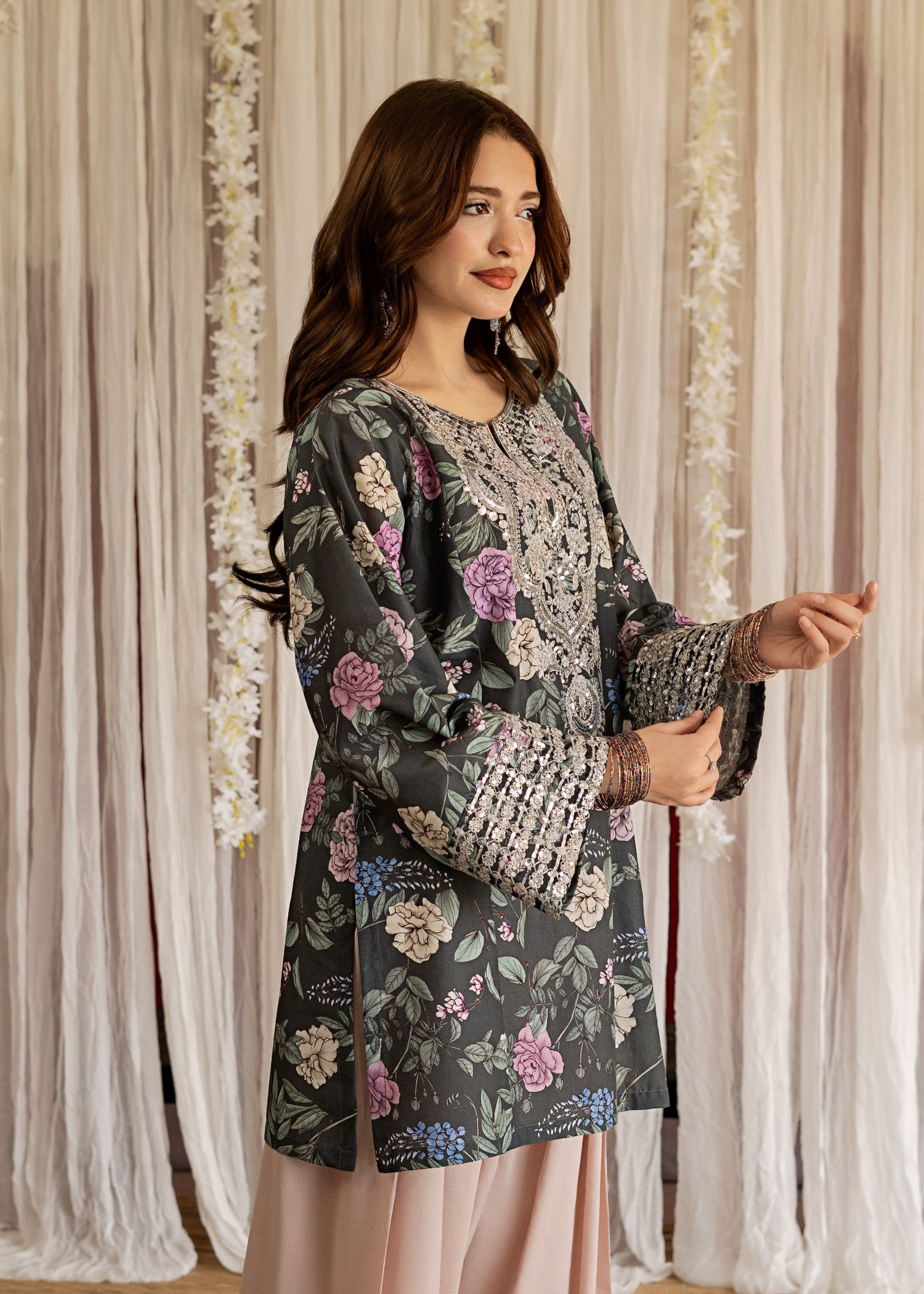 lawn Kurta Set in Charcoal black