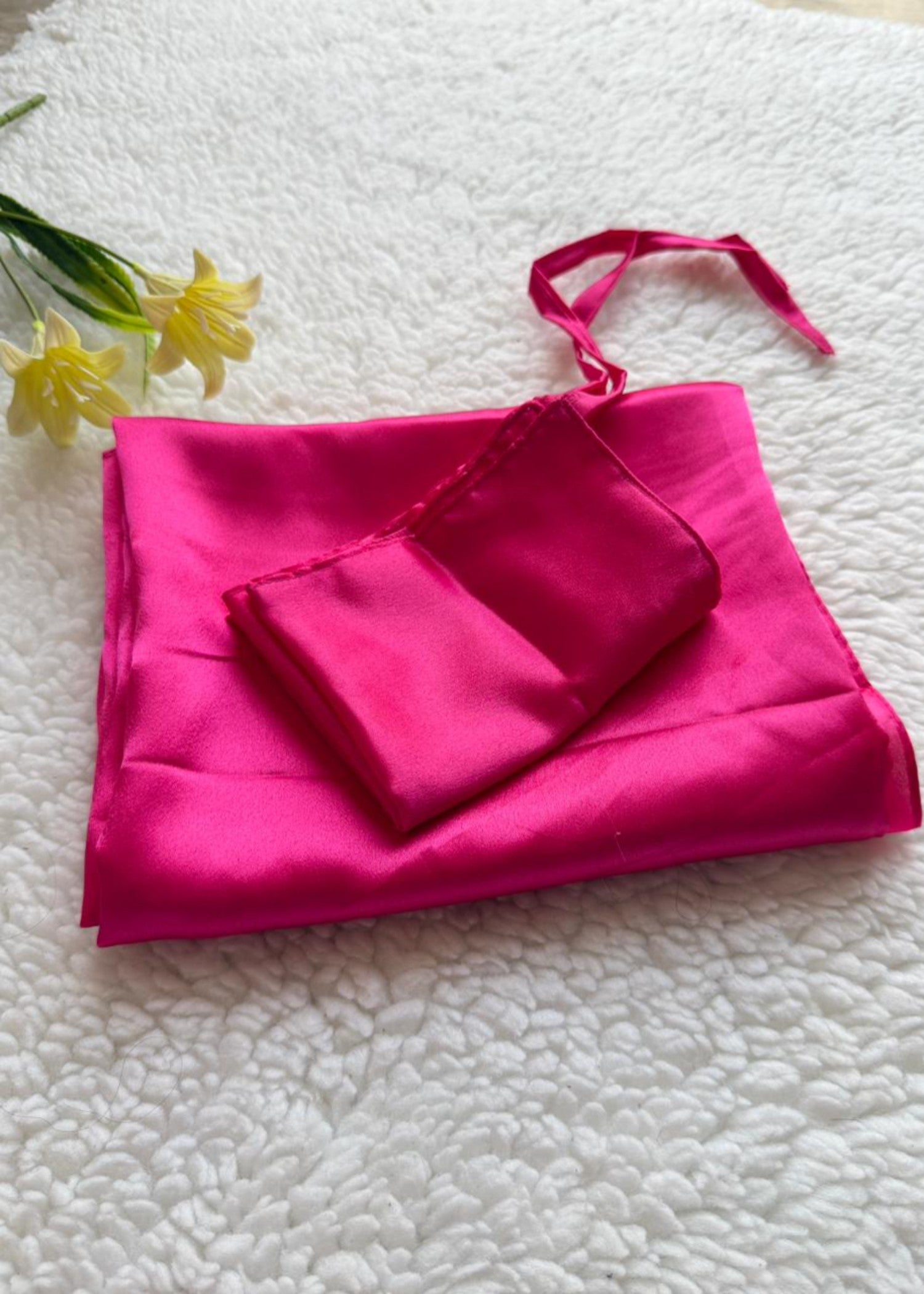 satin silk Veil in Hot pink